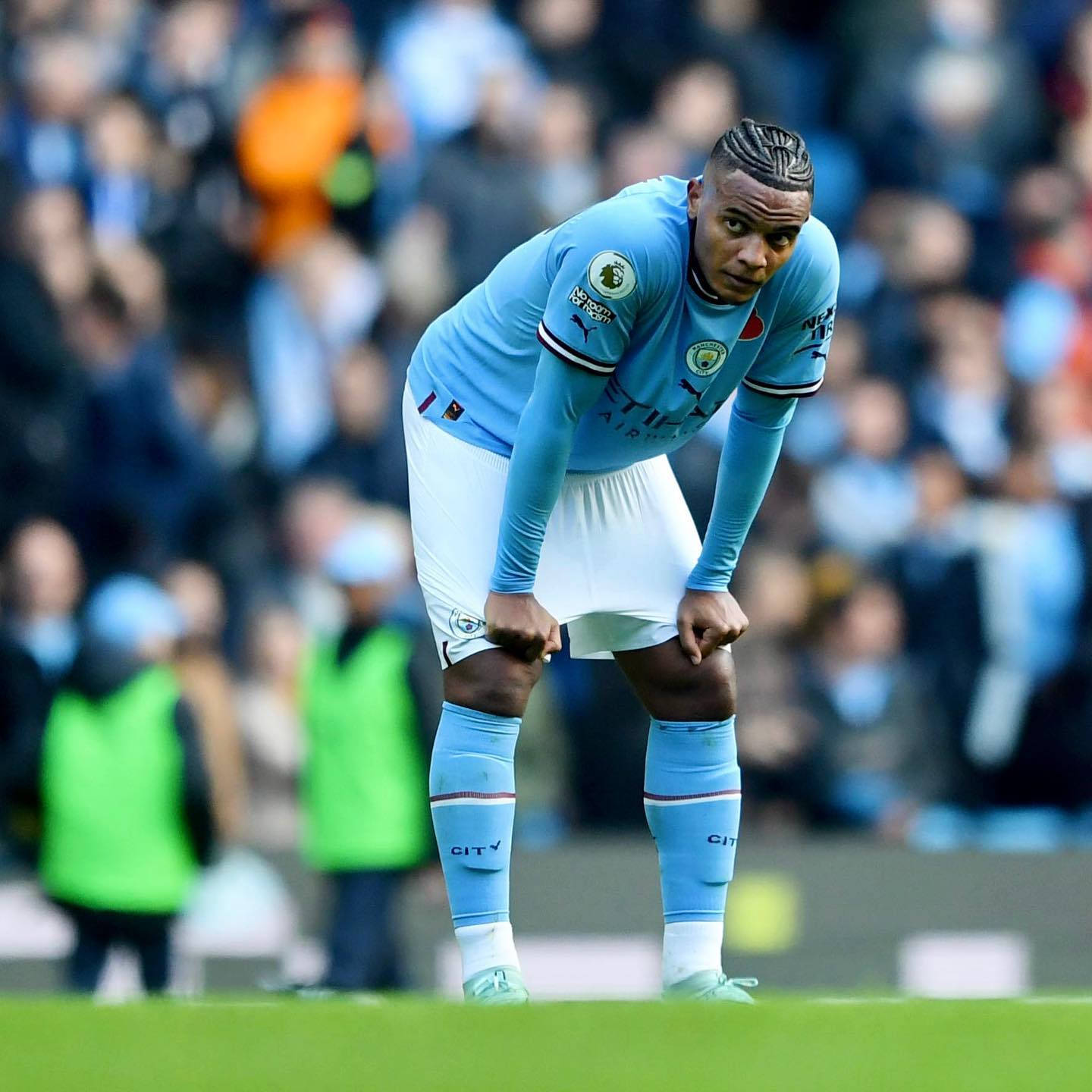 Manuel Akanji, light blue Manchester City kit, green pitch, HD Desktop Wallpaper