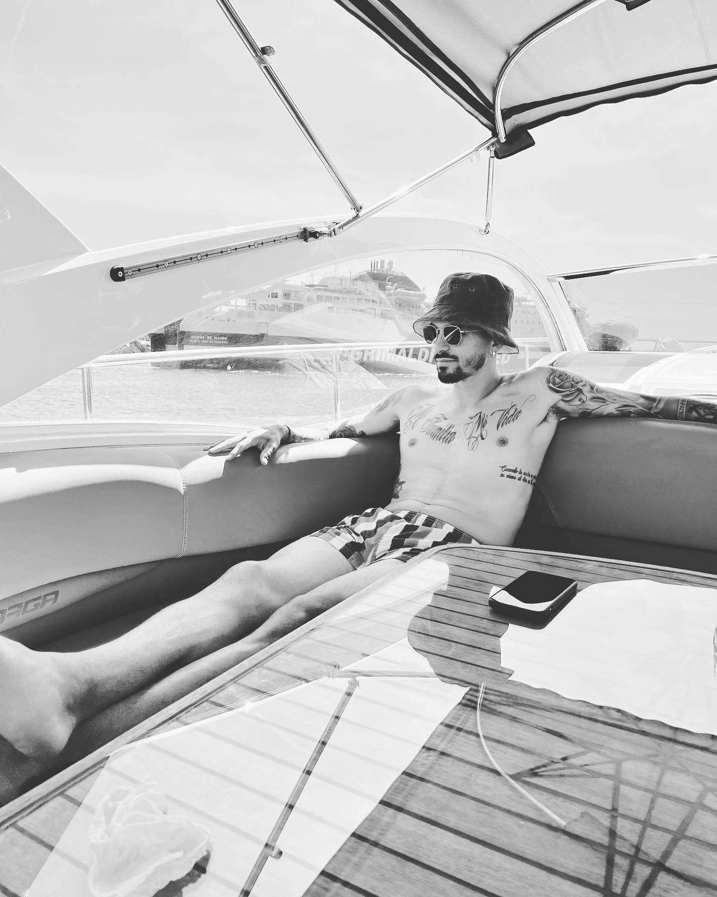 Manuel Lanzini, yacht, canopy, HD Phone Wallpaper