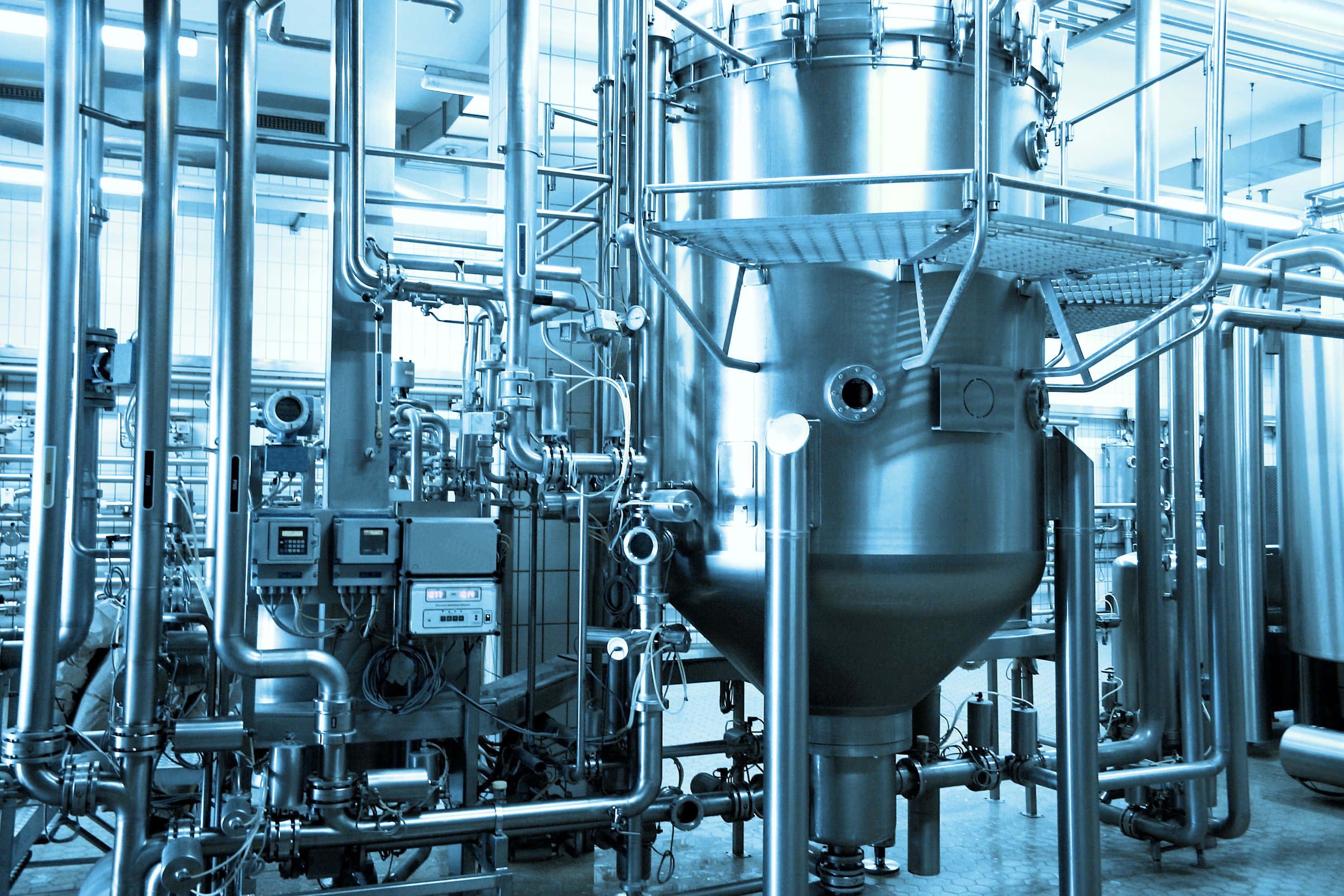 cool blue-toned, industrial brewery interior, stainless steel vats, 2K Desktop Wallpaper