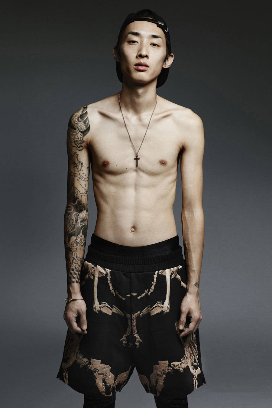 Marcelo Burlon, black printed shorts, tattoos, HD Phone Wallpaper