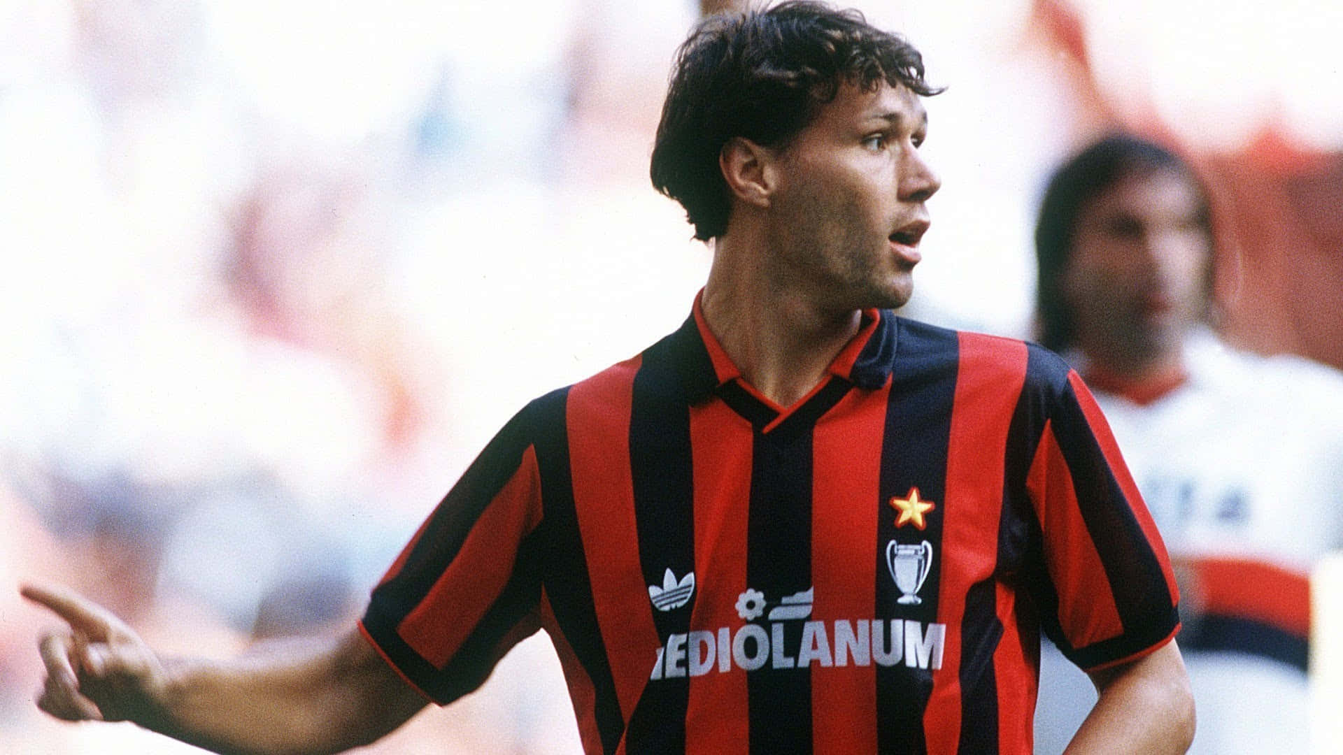 Marco Van Basten, red and black striped jersey, daytime match, Full HD Desktop Wallpaper