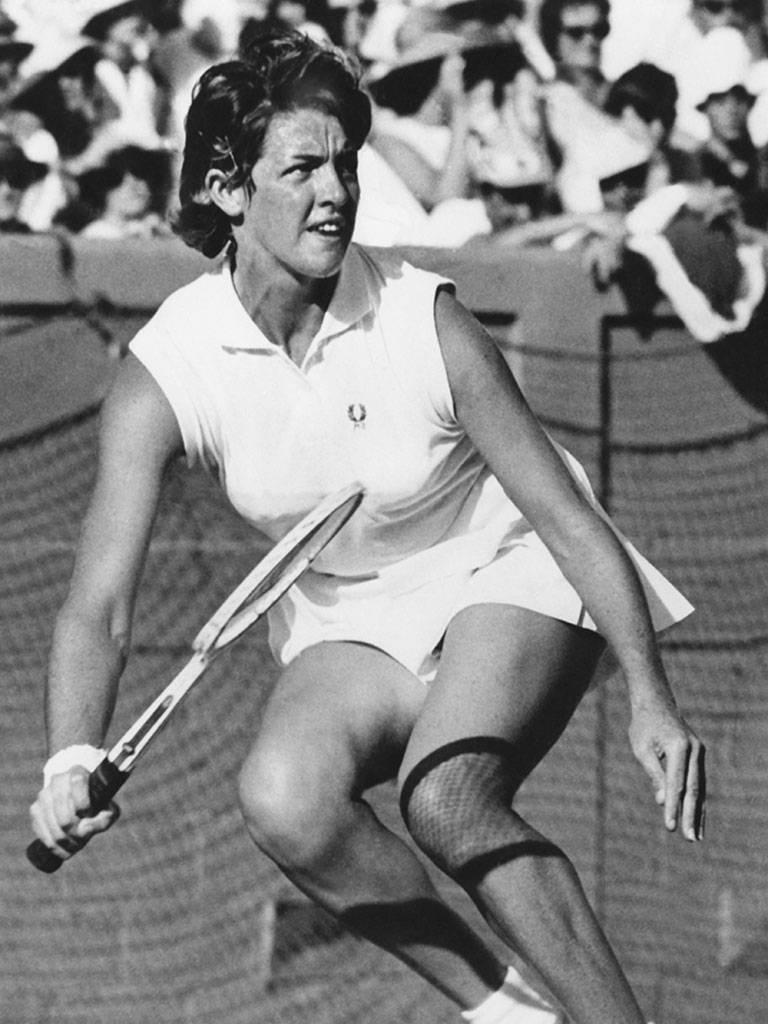 Margaret Court, black and white photo, female tennis player, SD Phone Wallpaper