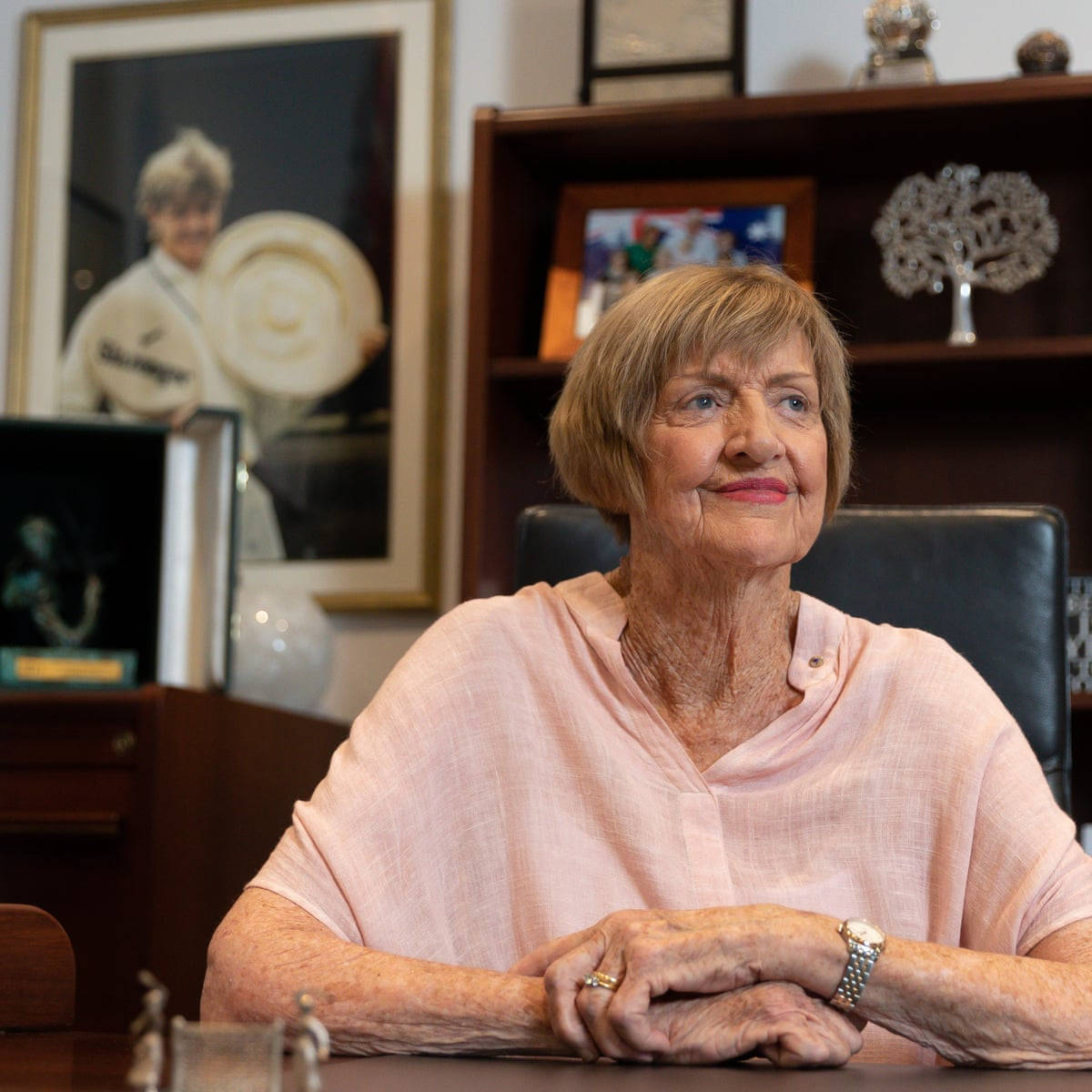 Margaret Court, pink blouse, warmly lit office, SD Desktop Wallpaper