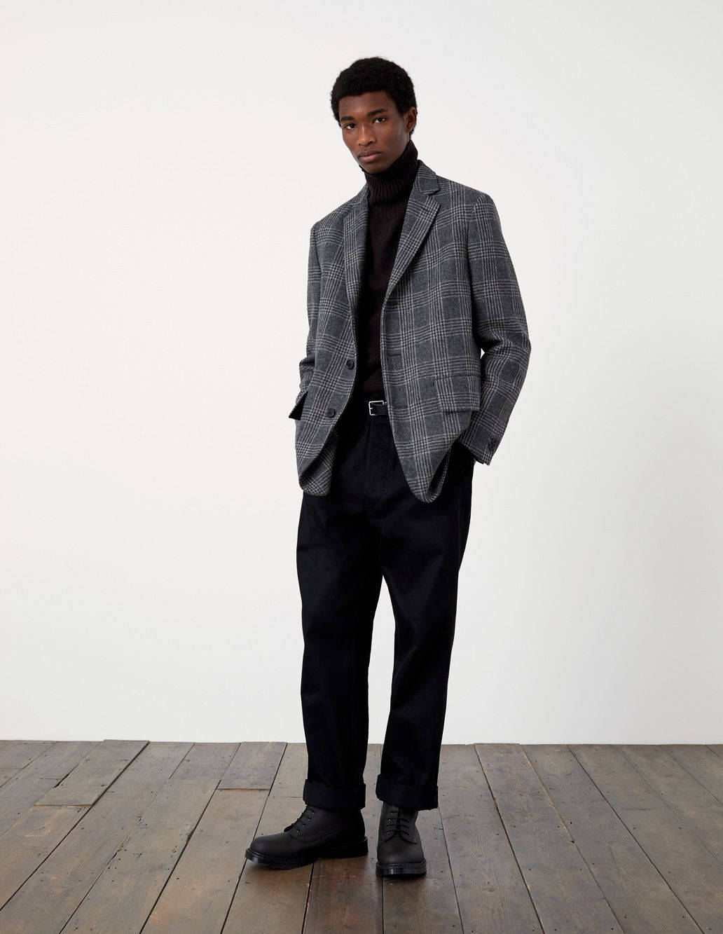 Margaret Howell, gray plaid blazer, black turtleneck, HD Phone Wallpaper
