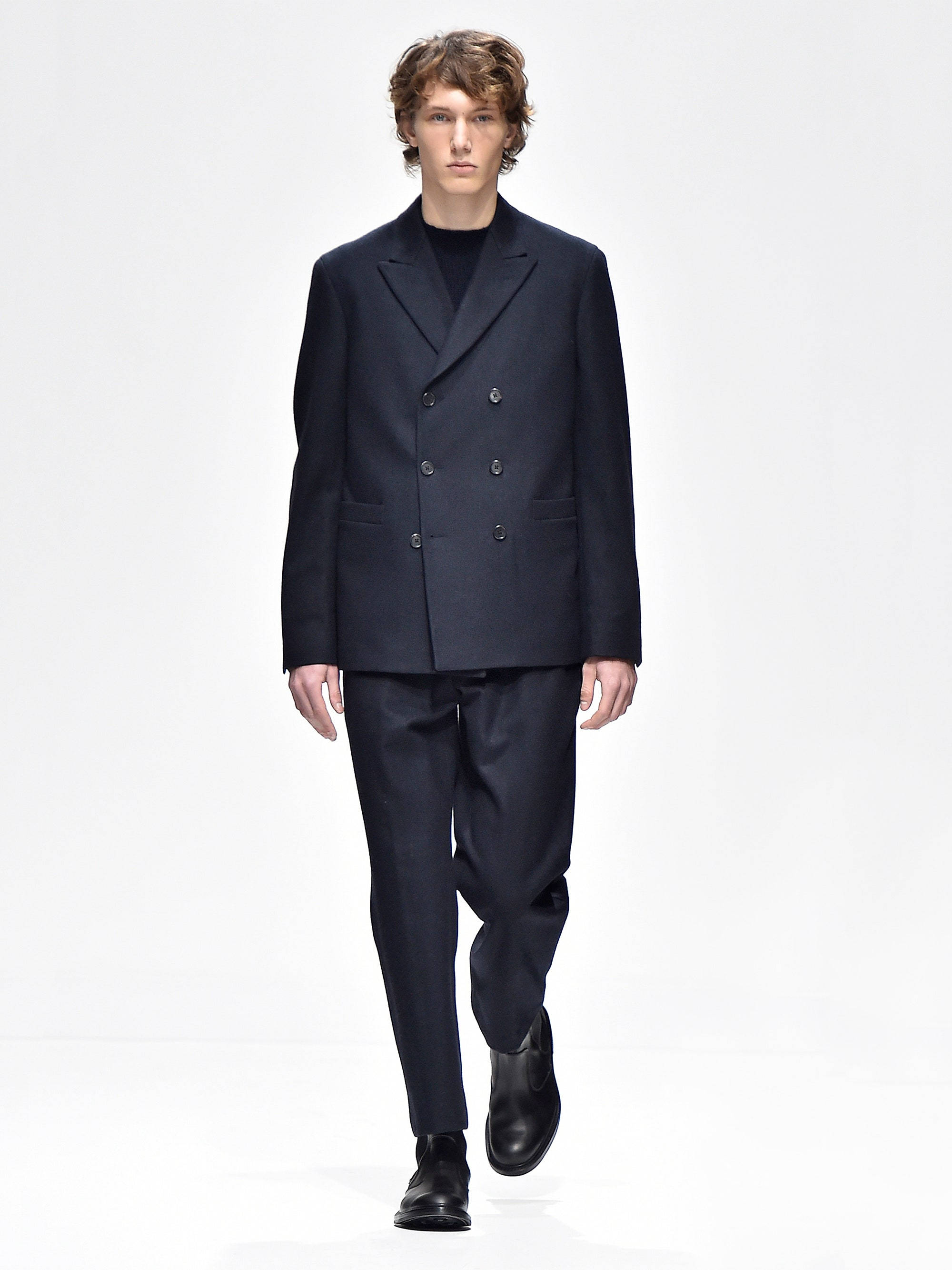 Margaret Howell, dark navy blue suit, double-breasted suit, 2K Phone Wallpaper