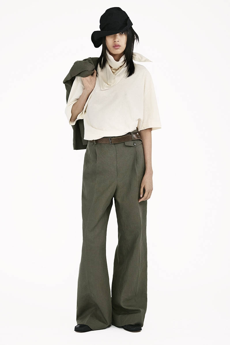 Margaret Howell, loose top, flare pants, SD Phone Wallpaper