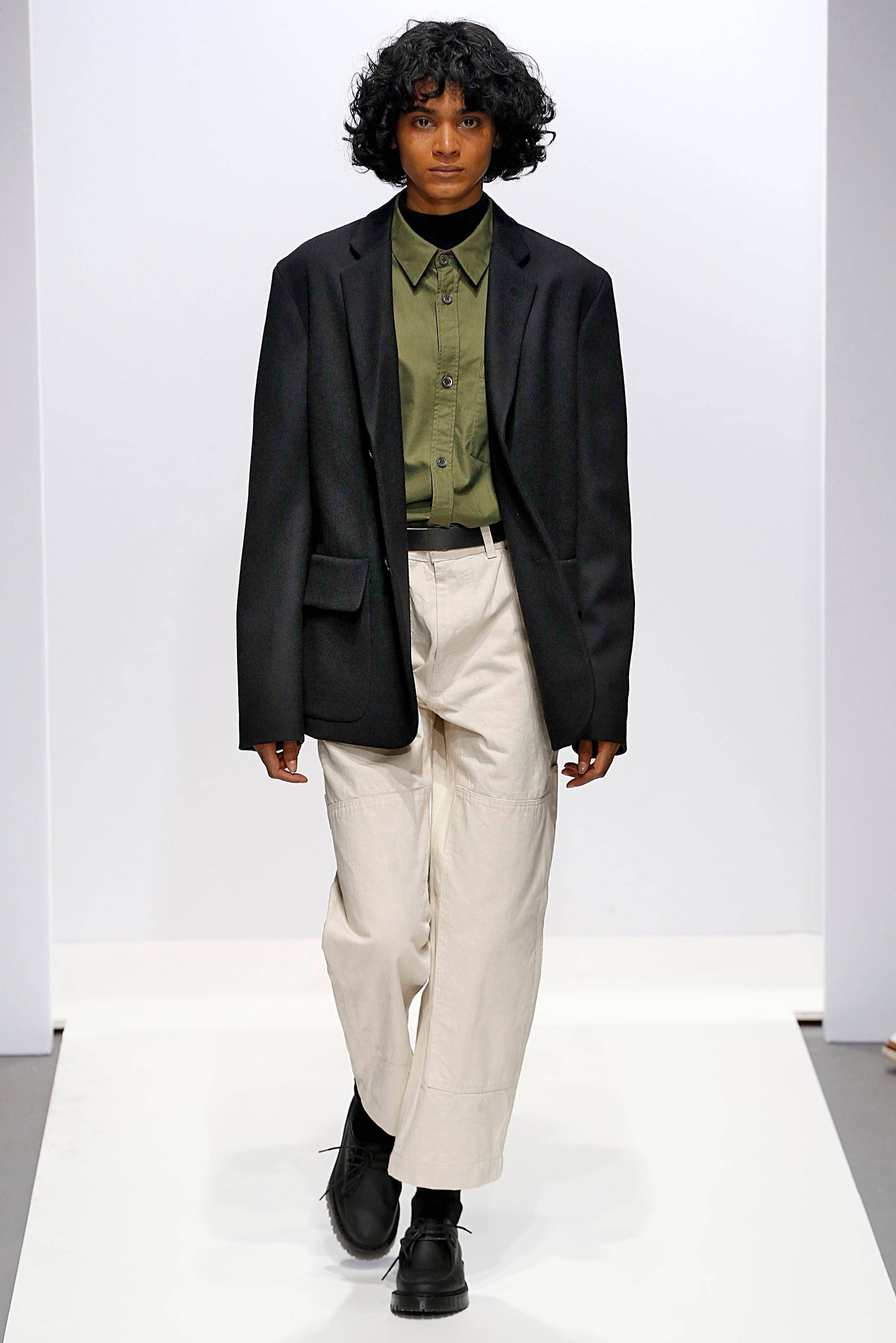 Margaret Howell, green button down shirt, black blazer, 2K Phone Wallpaper