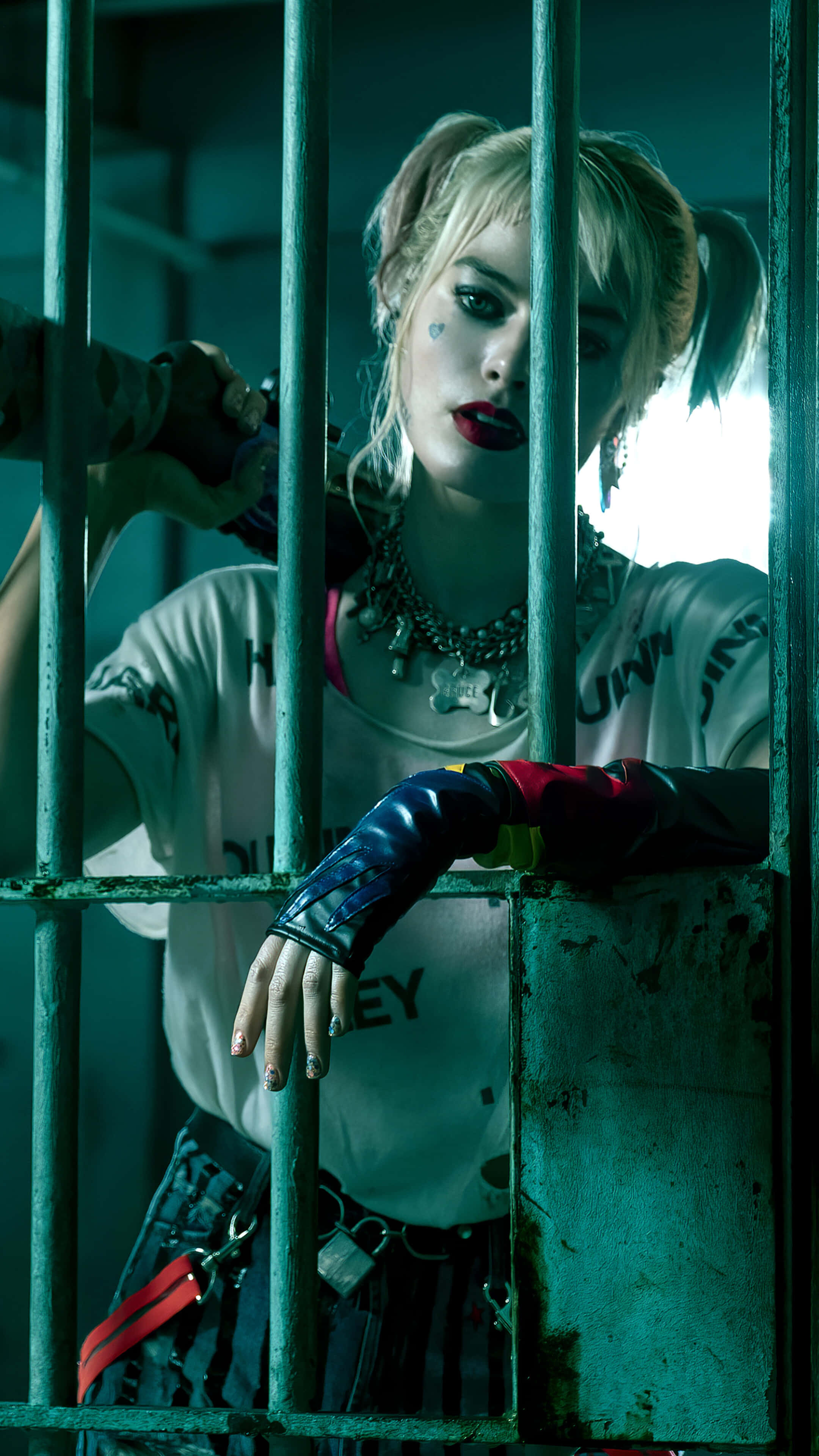 Margot Robbie Harley Quinn, prison, teal-lit cell, 4K Phone Wallpaper