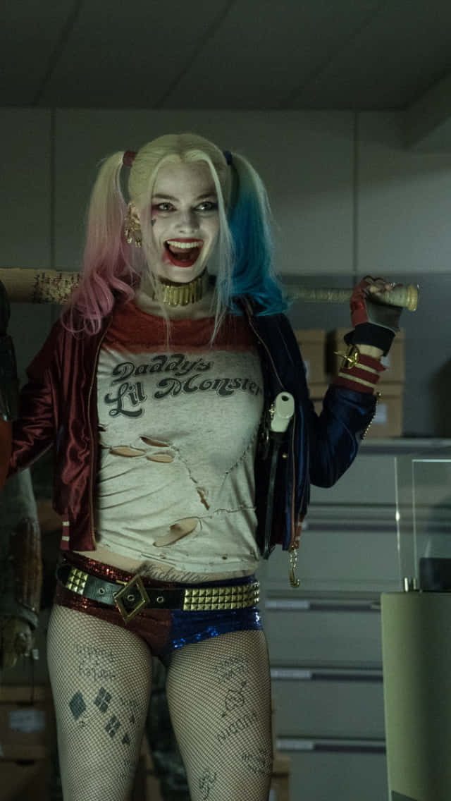Margot Robbie Harley Quinn, Harley Quinn, pink and blue hair, SD Phone Wallpaper