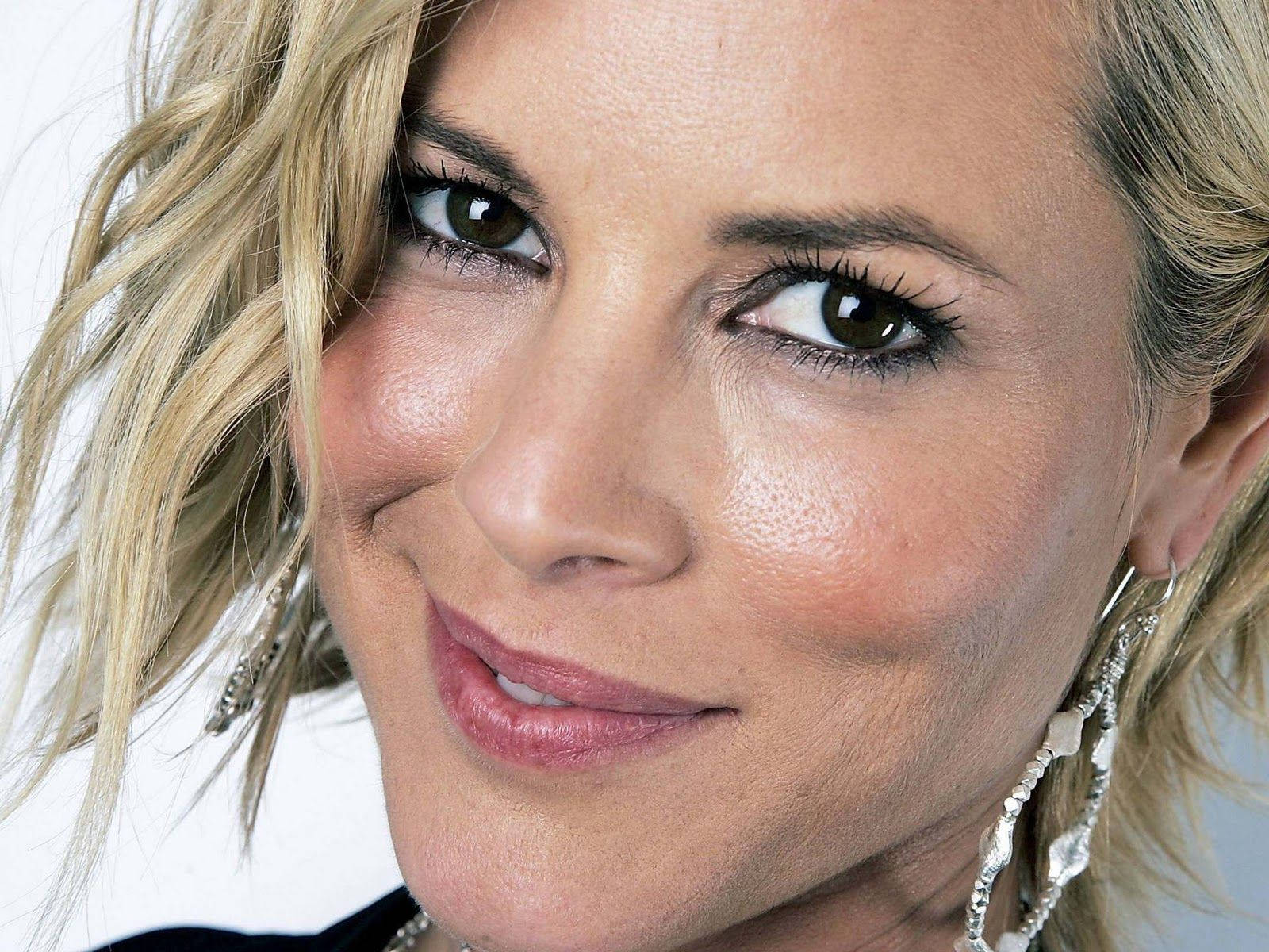 Maria Bello, blonde woman, brown eyes, HD Desktop Wallpaper