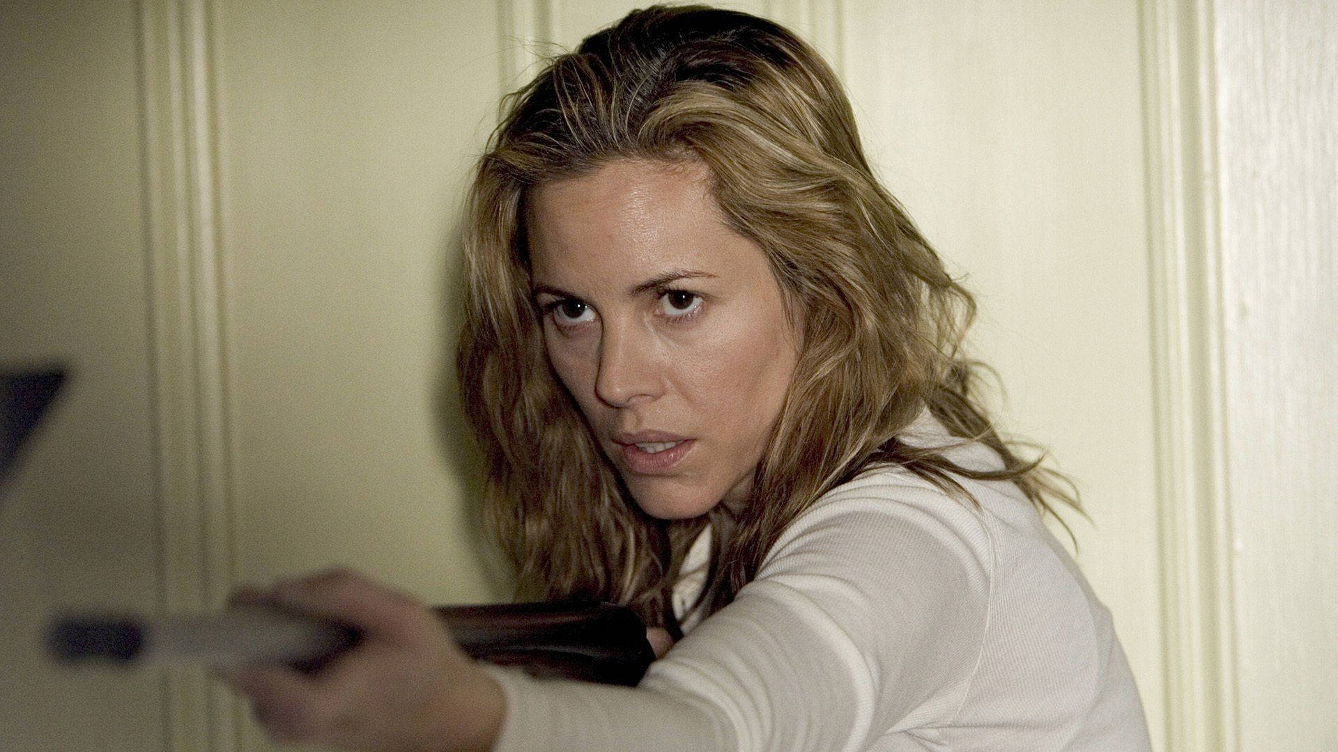 Maria Bello, movie scene, tousled blonde hair, Full HD Desktop Wallpaper