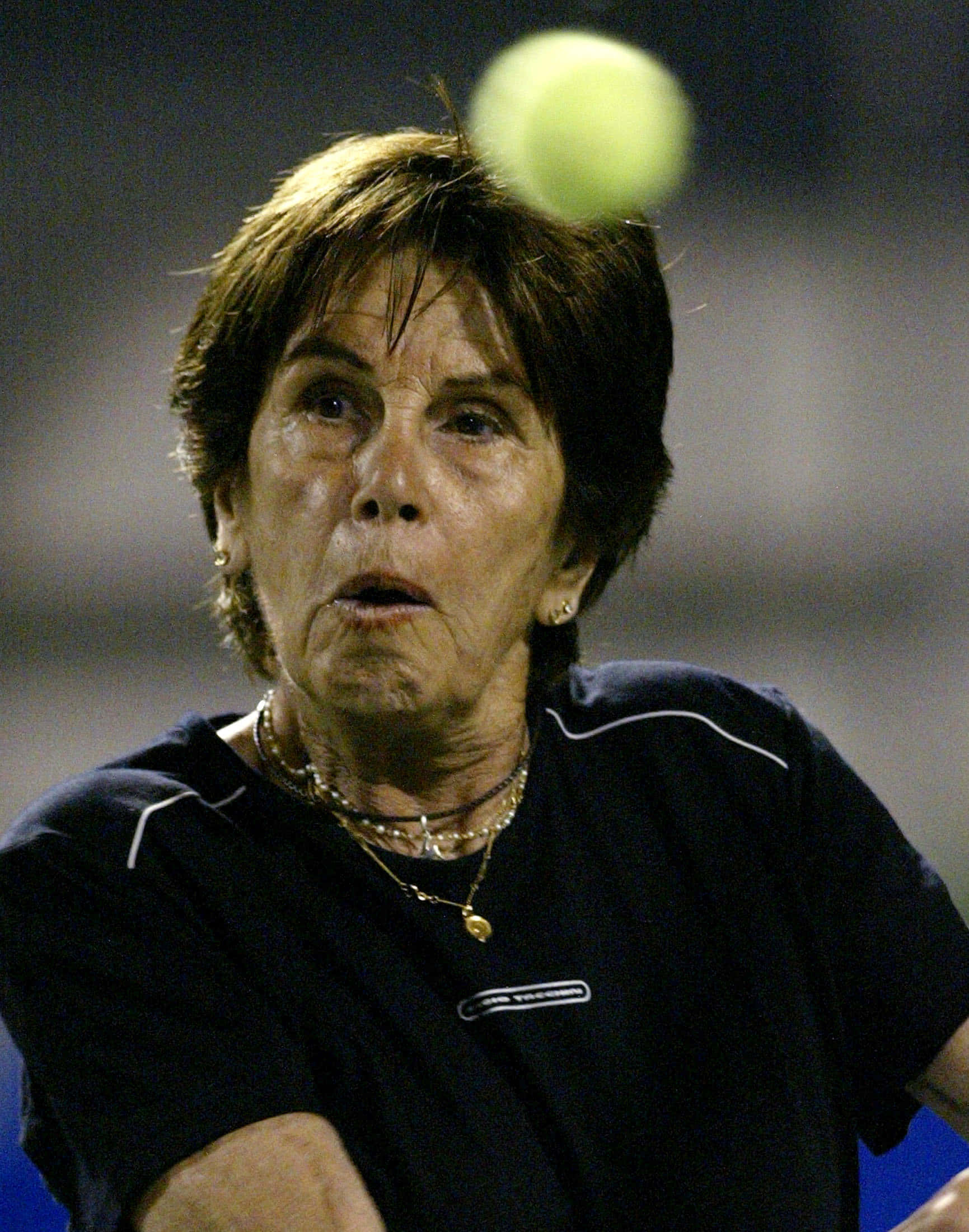 Maria Bueno, tennis ball, night match, Full HD Phone Wallpaper