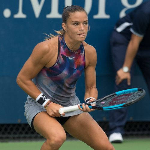 Maria Sakkari, green court, colorful athletic top, SD Desktop Wallpaper