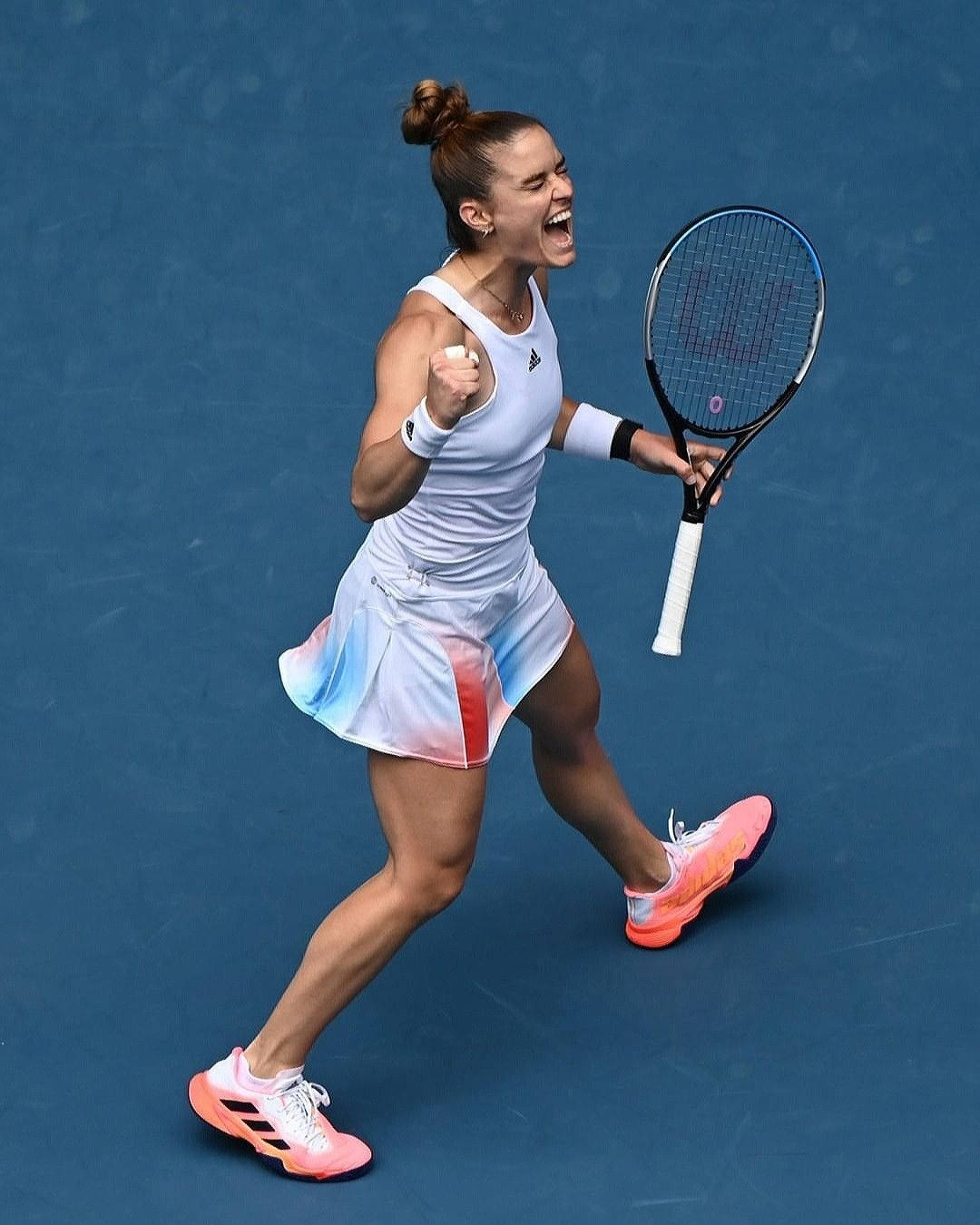 Maria Sakkari, blue court, triumphant yell, HD Phone Wallpaper