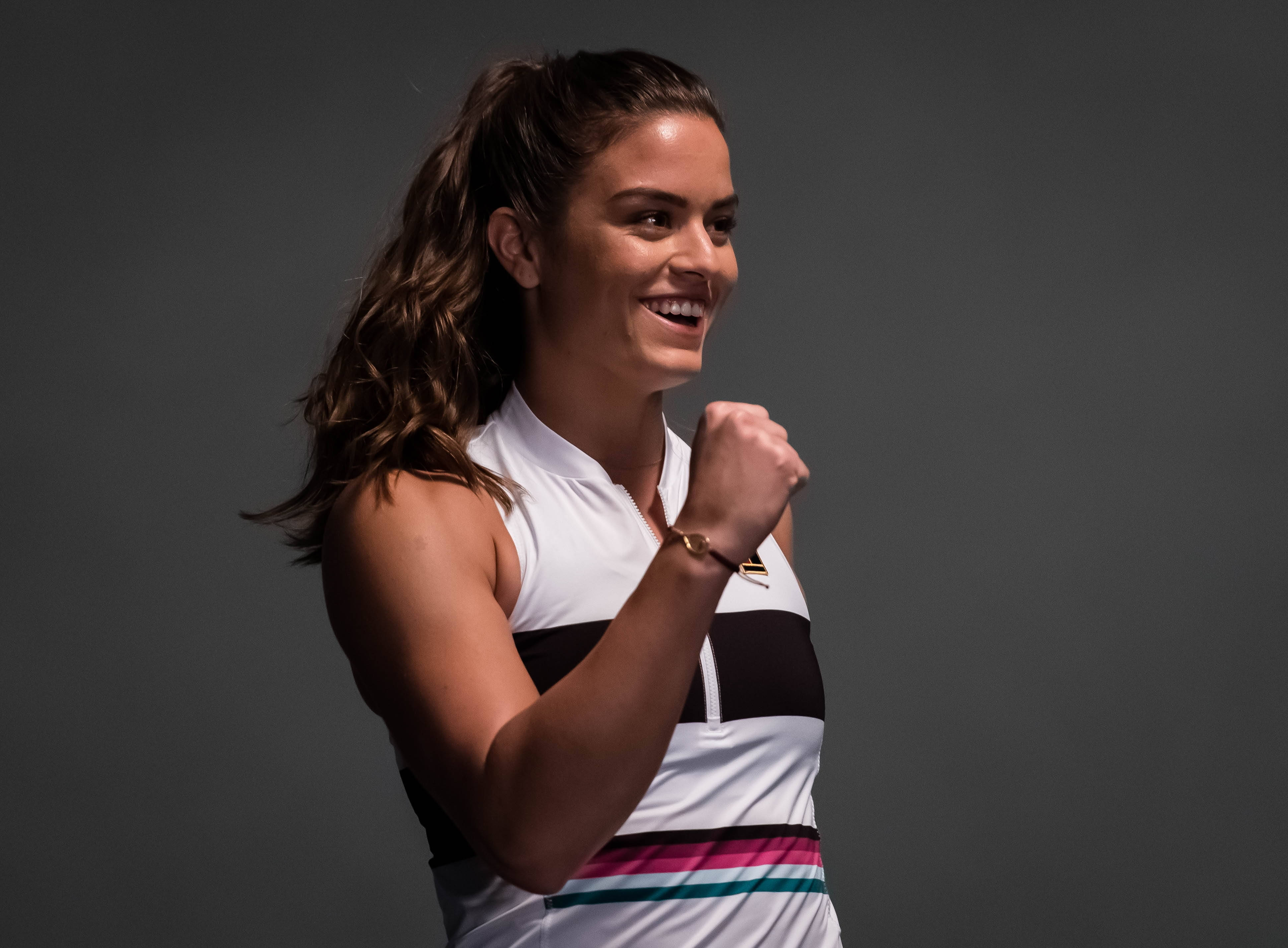 Maria Sakkari, fist raised, smiling, 4K Desktop Wallpaper