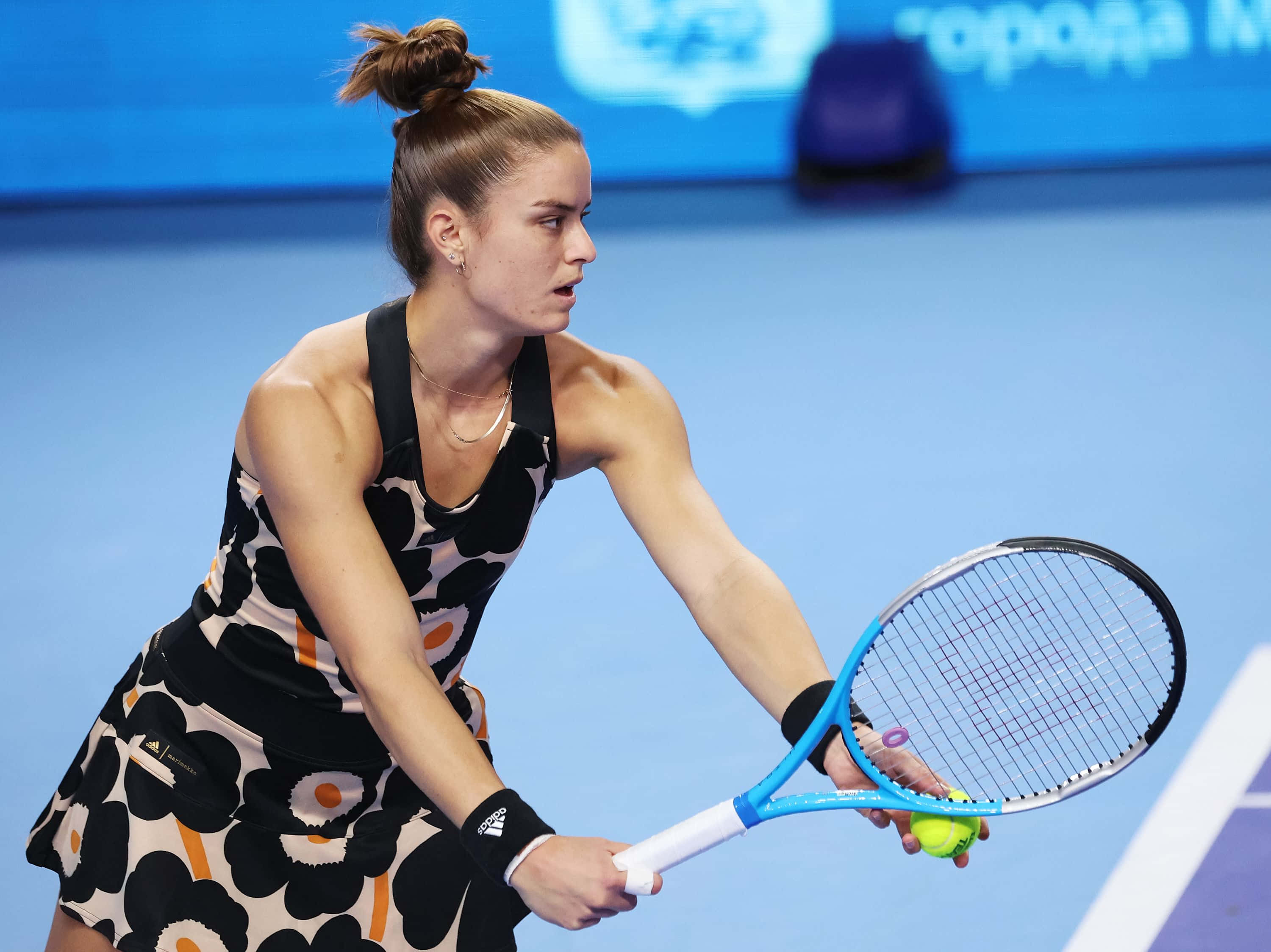 Maria Sakkari, floral dress, blue court, 2K Desktop Wallpaper