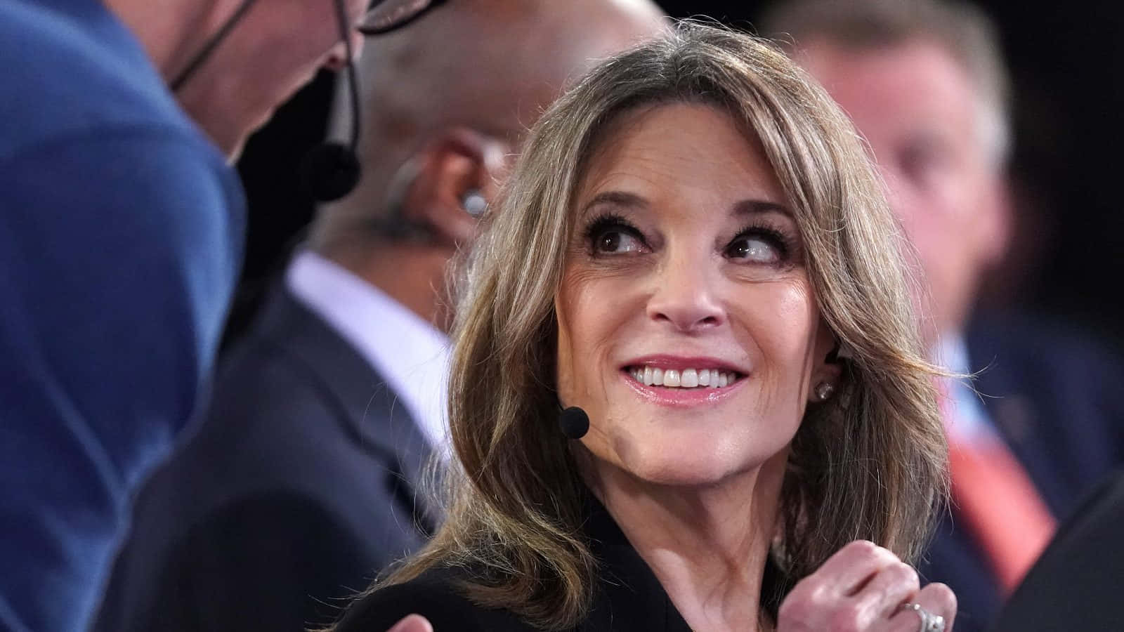 Marianne Williamson, brown hair, smiles brightly, HD Desktop Wallpaper