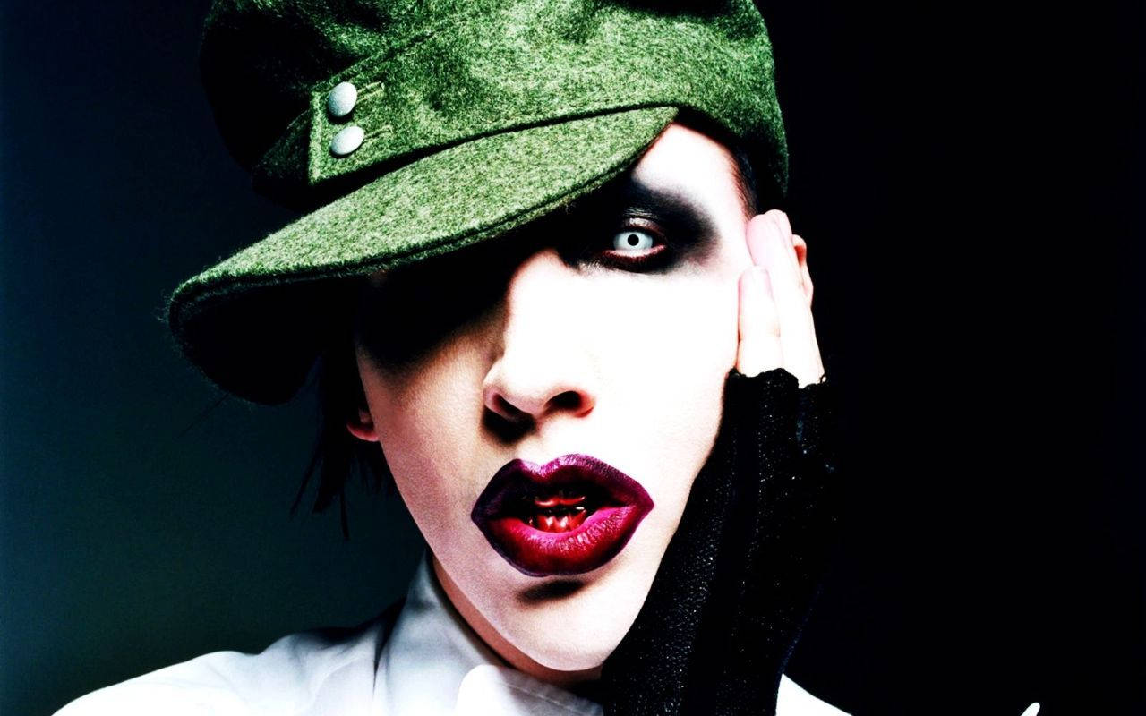 Marilyn Manson, green hat, lipstick, HD Desktop Wallpaper