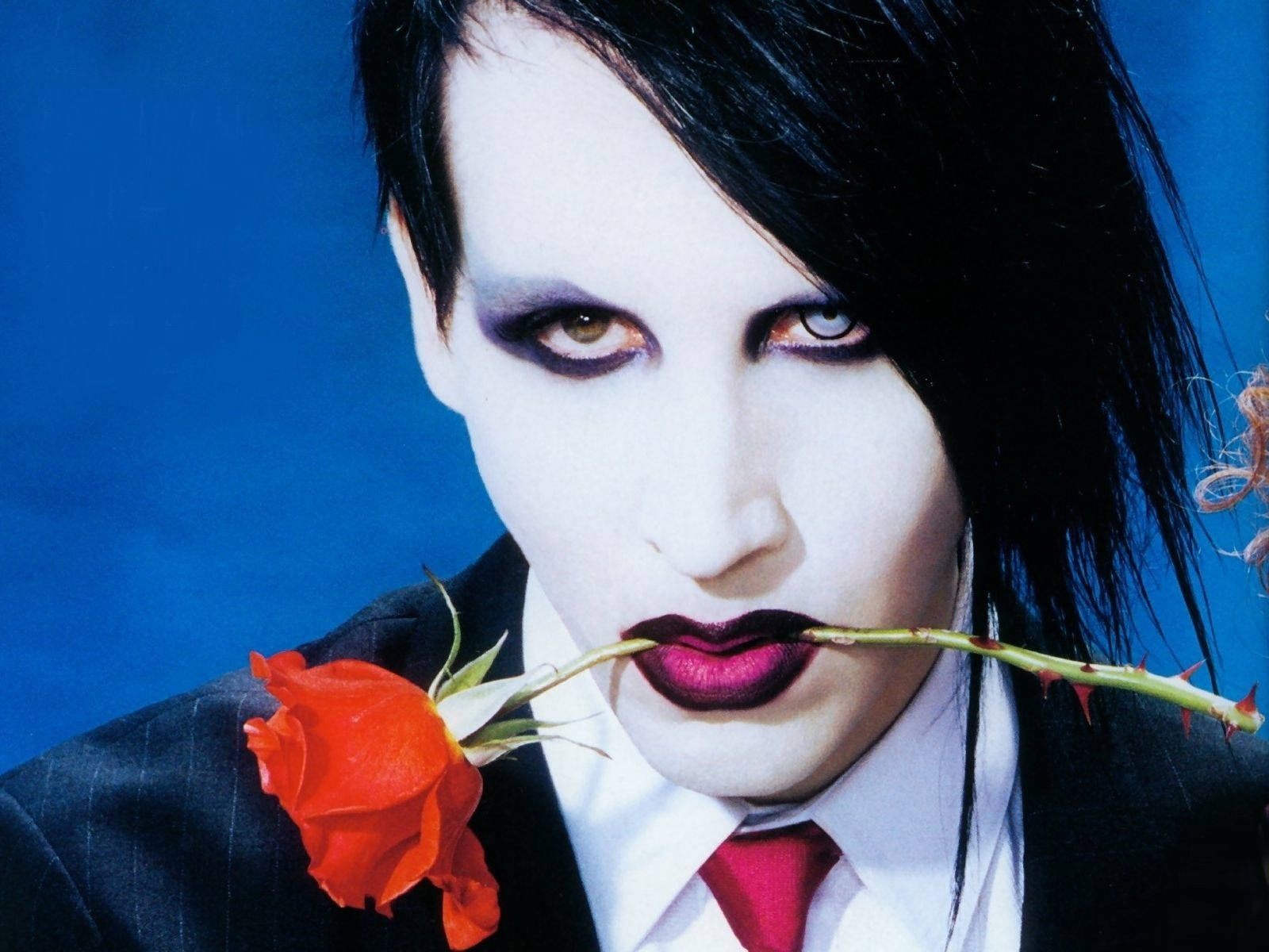 Marilyn Manson, pale makeup, dark hair, HD Desktop Wallpaper