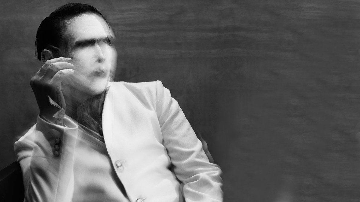 Marilyn Manson, white suit, motion blur, SD Desktop Wallpaper