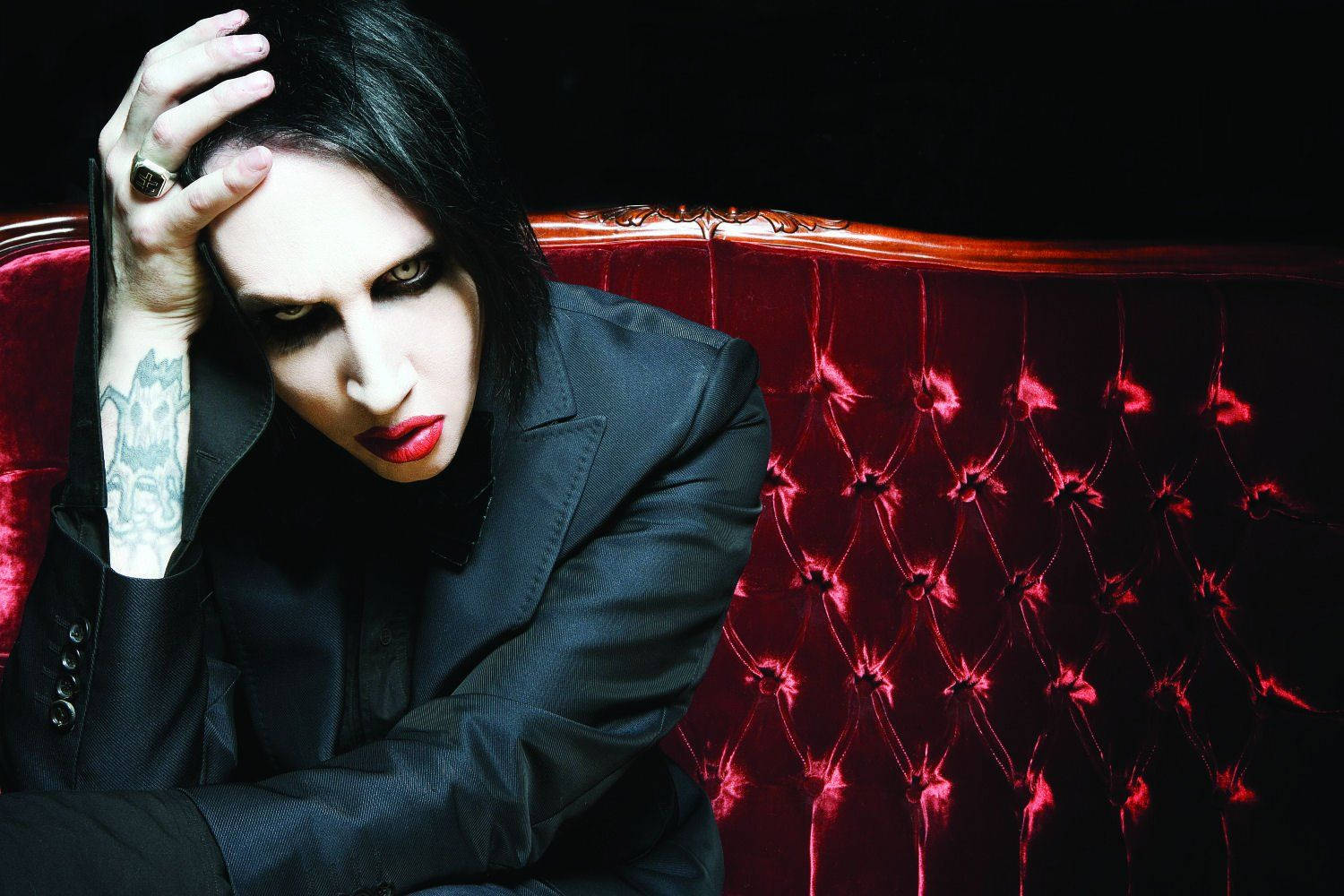 Marilyn Manson, black hair, red lips, HD Desktop Wallpaper