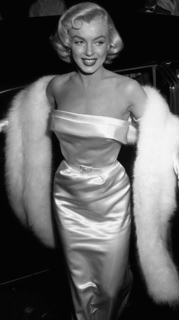 Marilyn Monroe, iPhone, satin gown, HD Phone Wallpaper