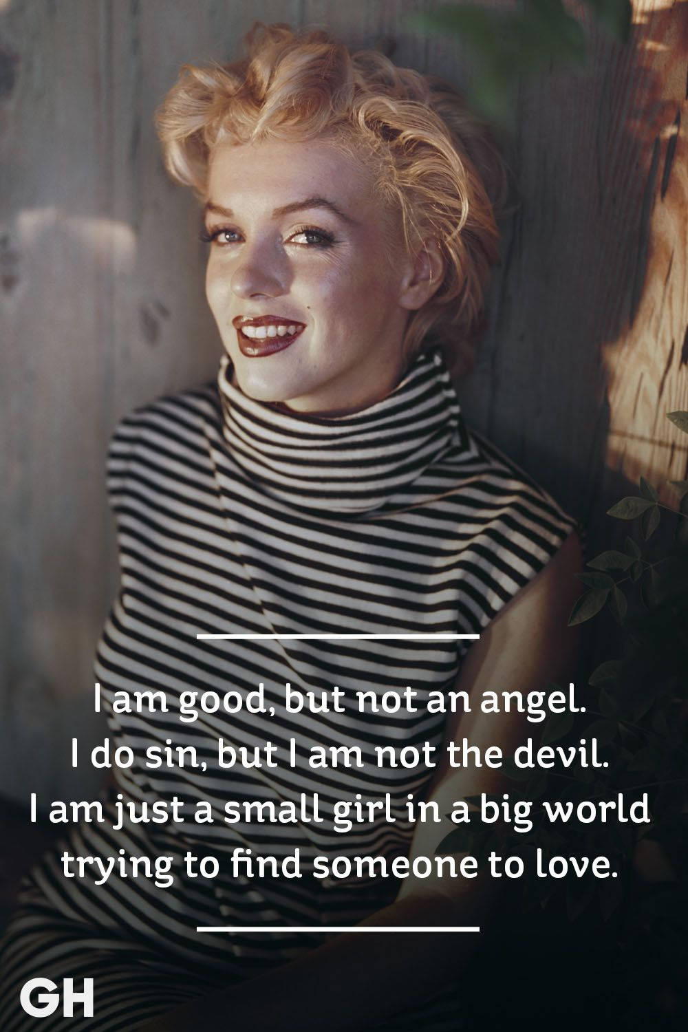 Marilyn Monroe, black and white striped turtleneck, wooden wall, HD Phone Wallpaper