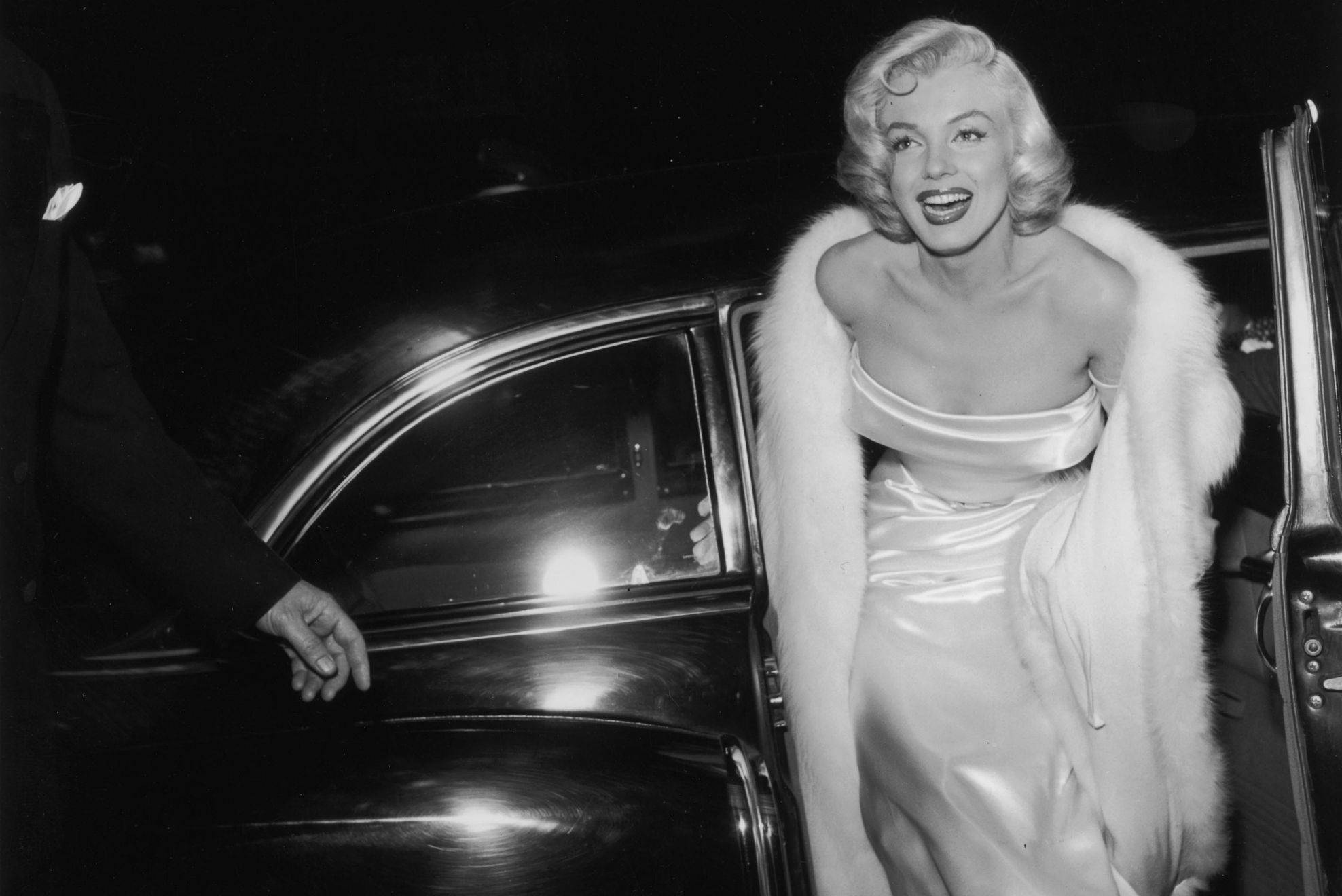 Marilyn Monroe, classic car, night, Full HD Desktop Wallpaper