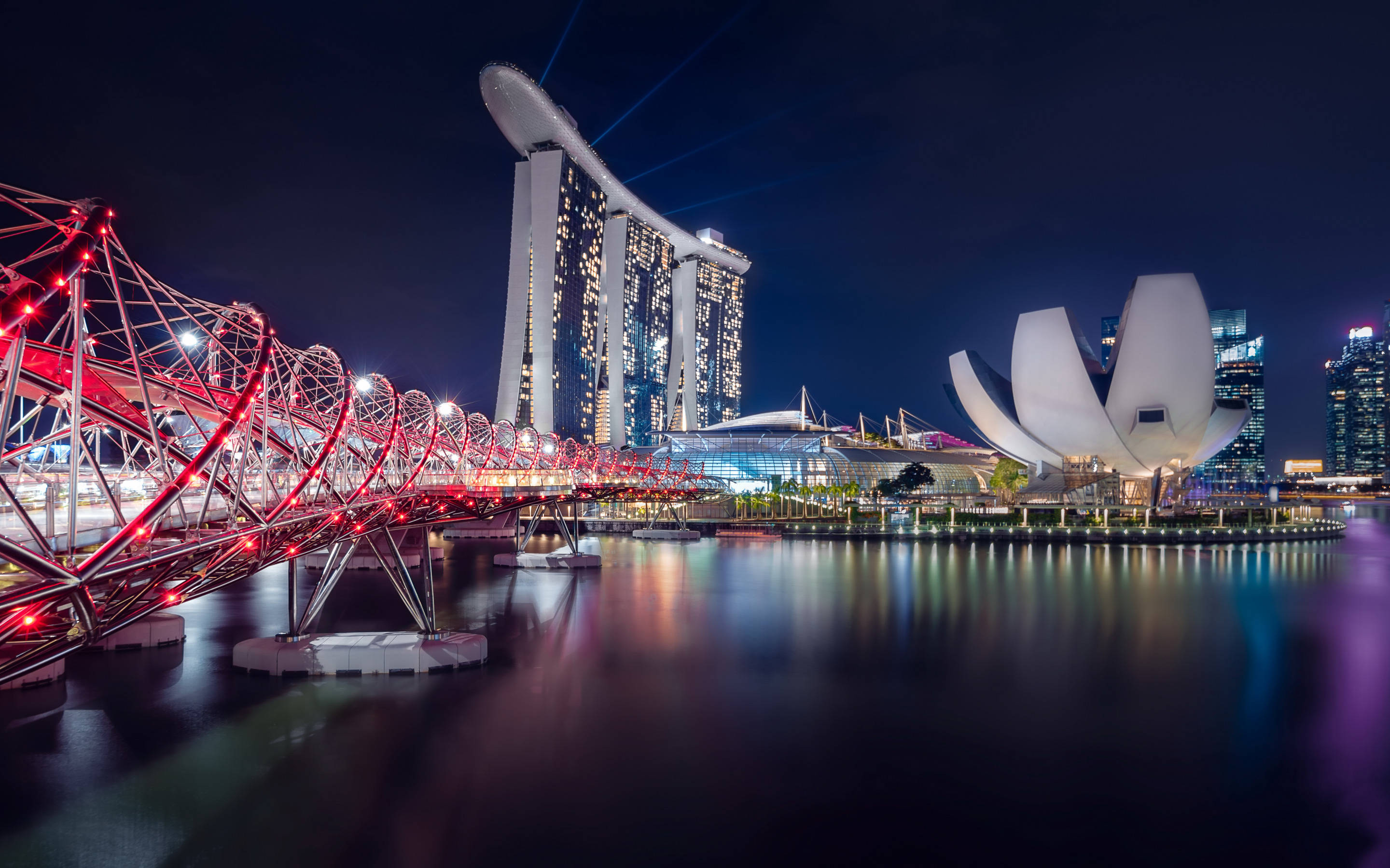 Marina Bay Sands, art science museum, glowing red bridge, 2K Desktop Wallpaper