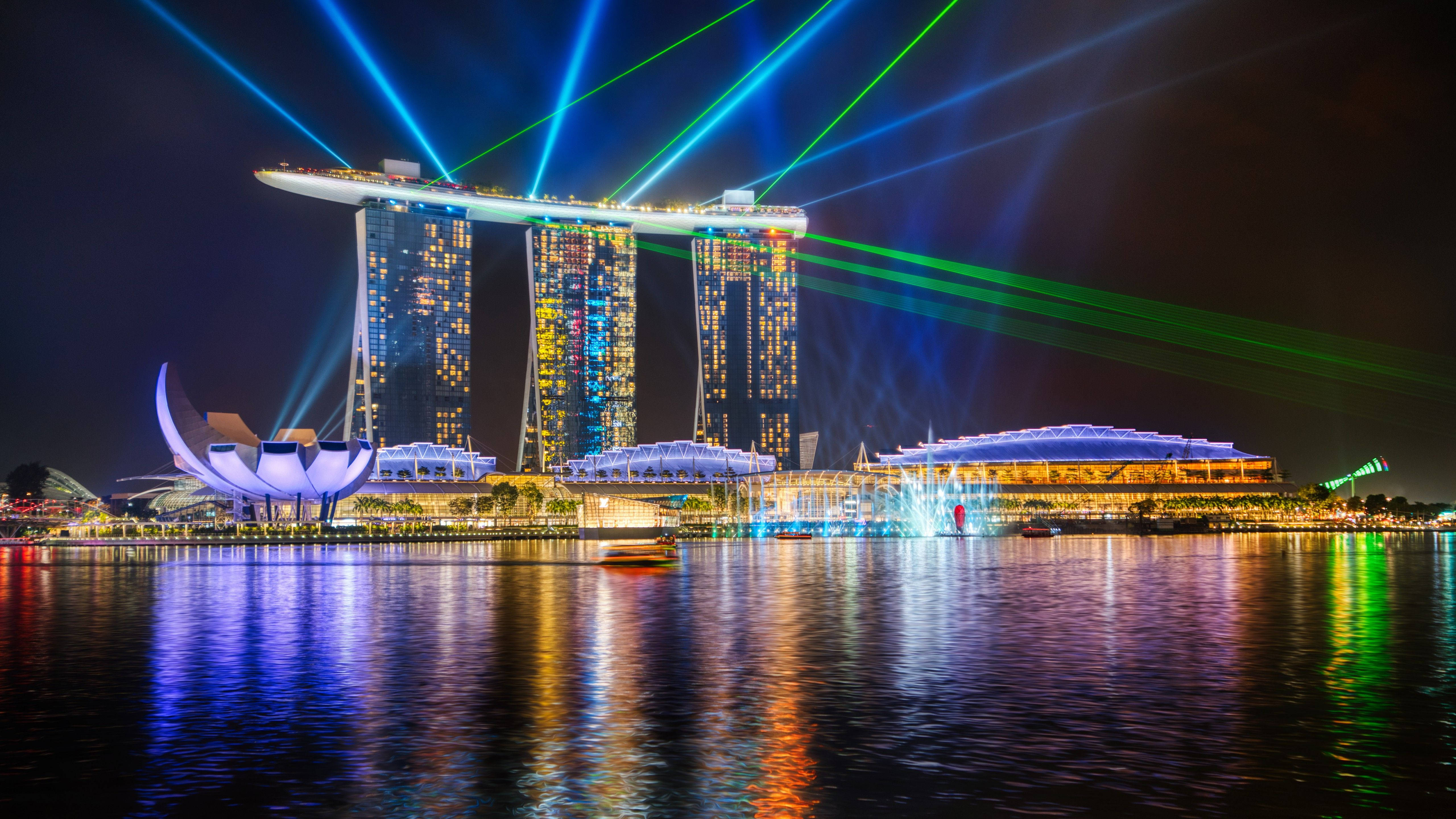 Marina Bay Sands, blue and green laser beams, night, 5K Desktop Wallpaper