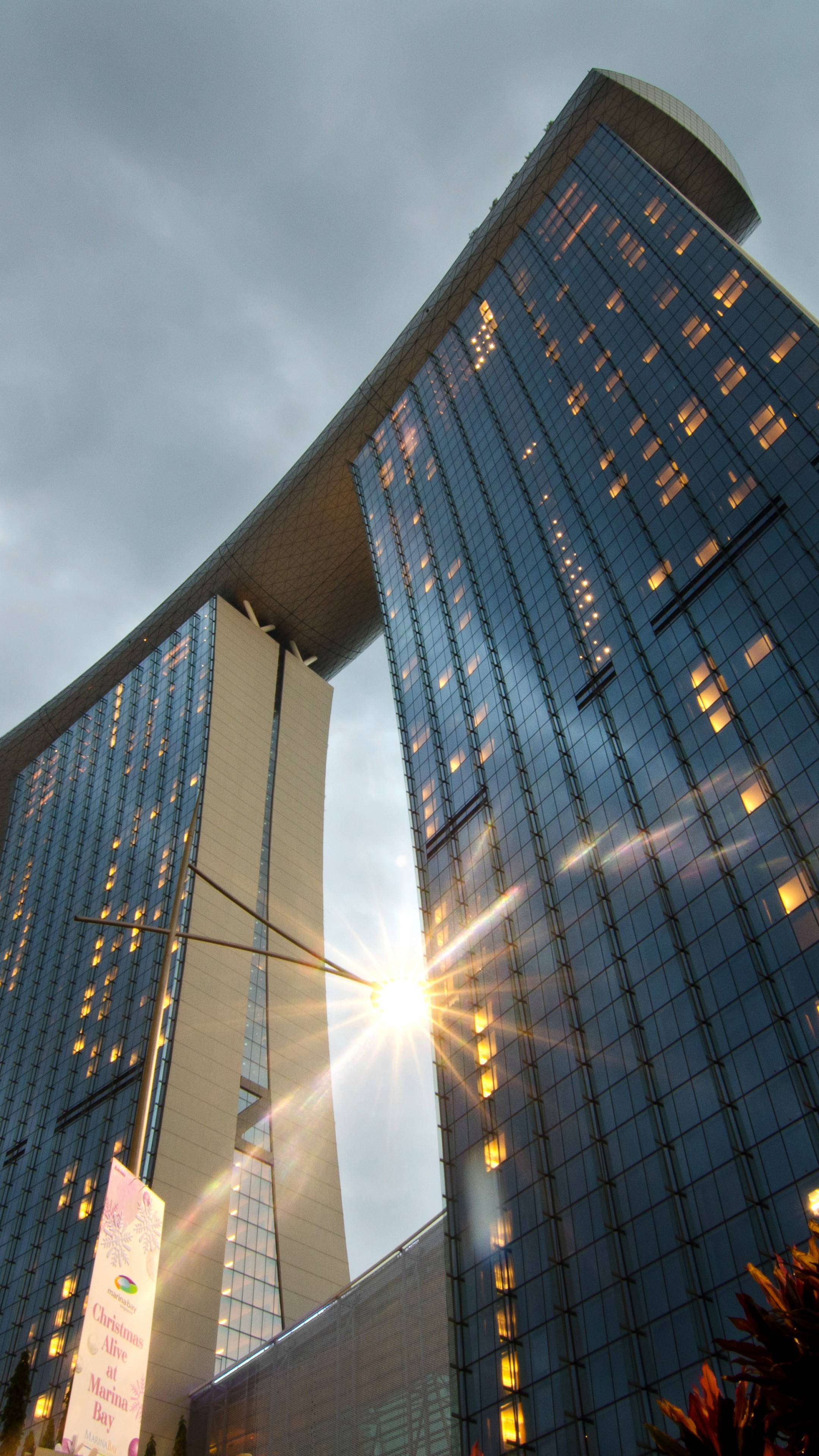 Marina Bay Sands, sun flaring, glass facade, 4K Phone Wallpaper