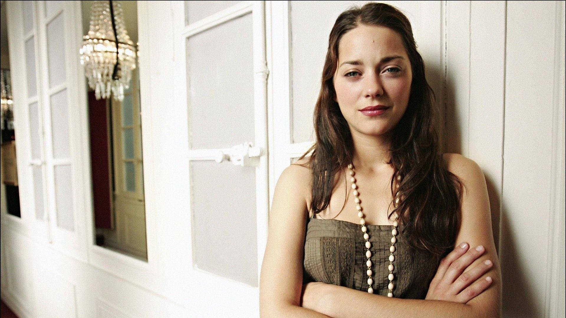Marion Cotillard, pearl necklace, beaded necklace, Full HD Desktop Wallpaper