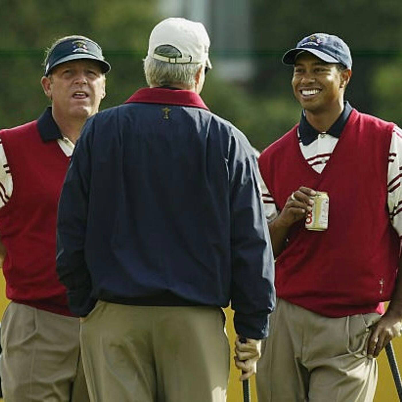 Mark Calcavecchia, red vests, caps, HD Desktop Wallpaper
