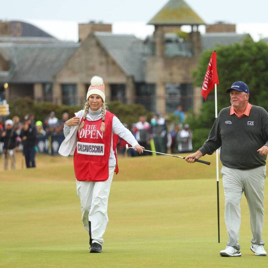 Mark Calcavecchia, red 'The Open' vest, lush green golf course, SD Desktop Wallpaper