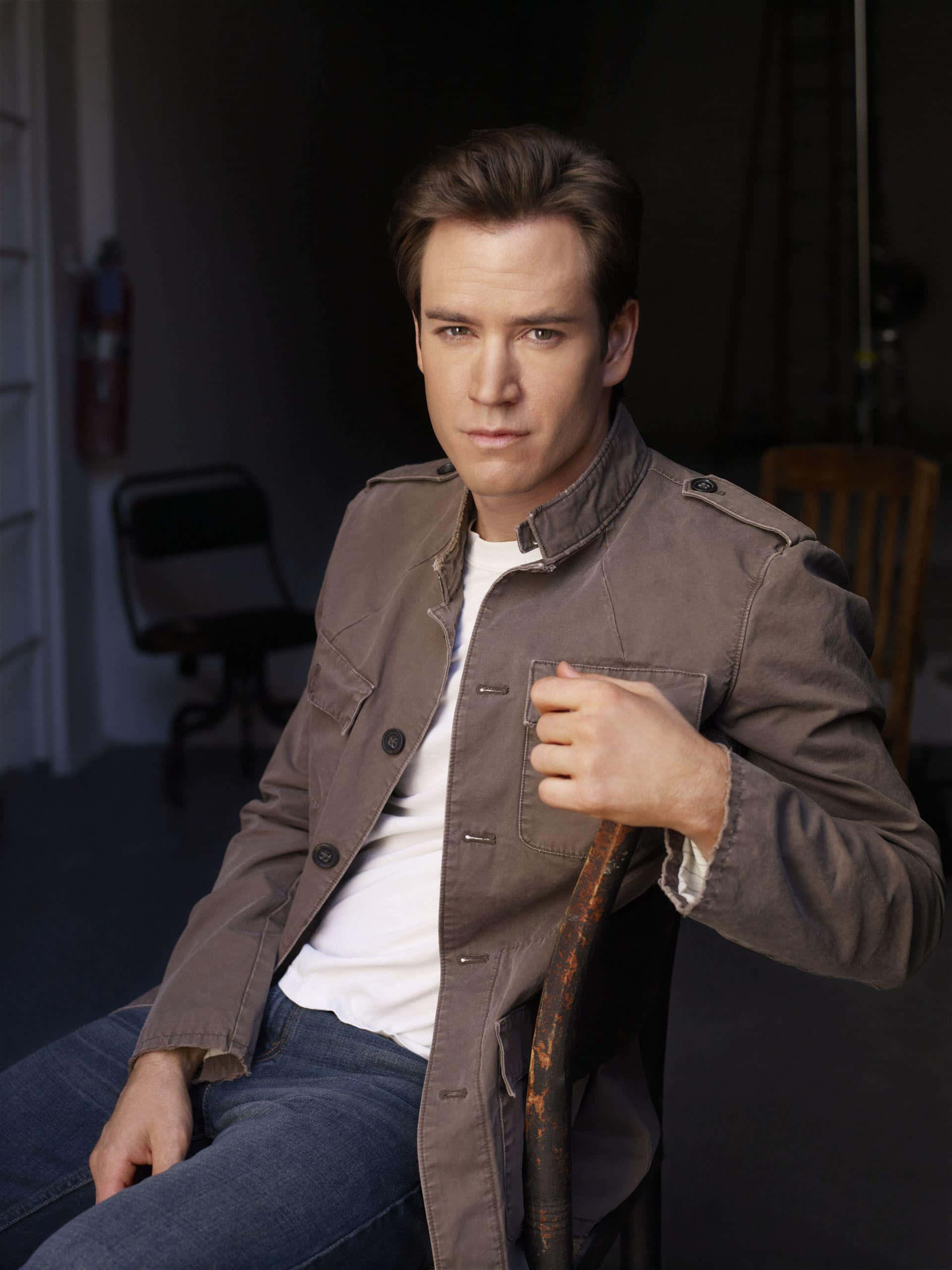 Mark-paul Gosselaar, brown jacket, jeans, 2K Phone Wallpaper