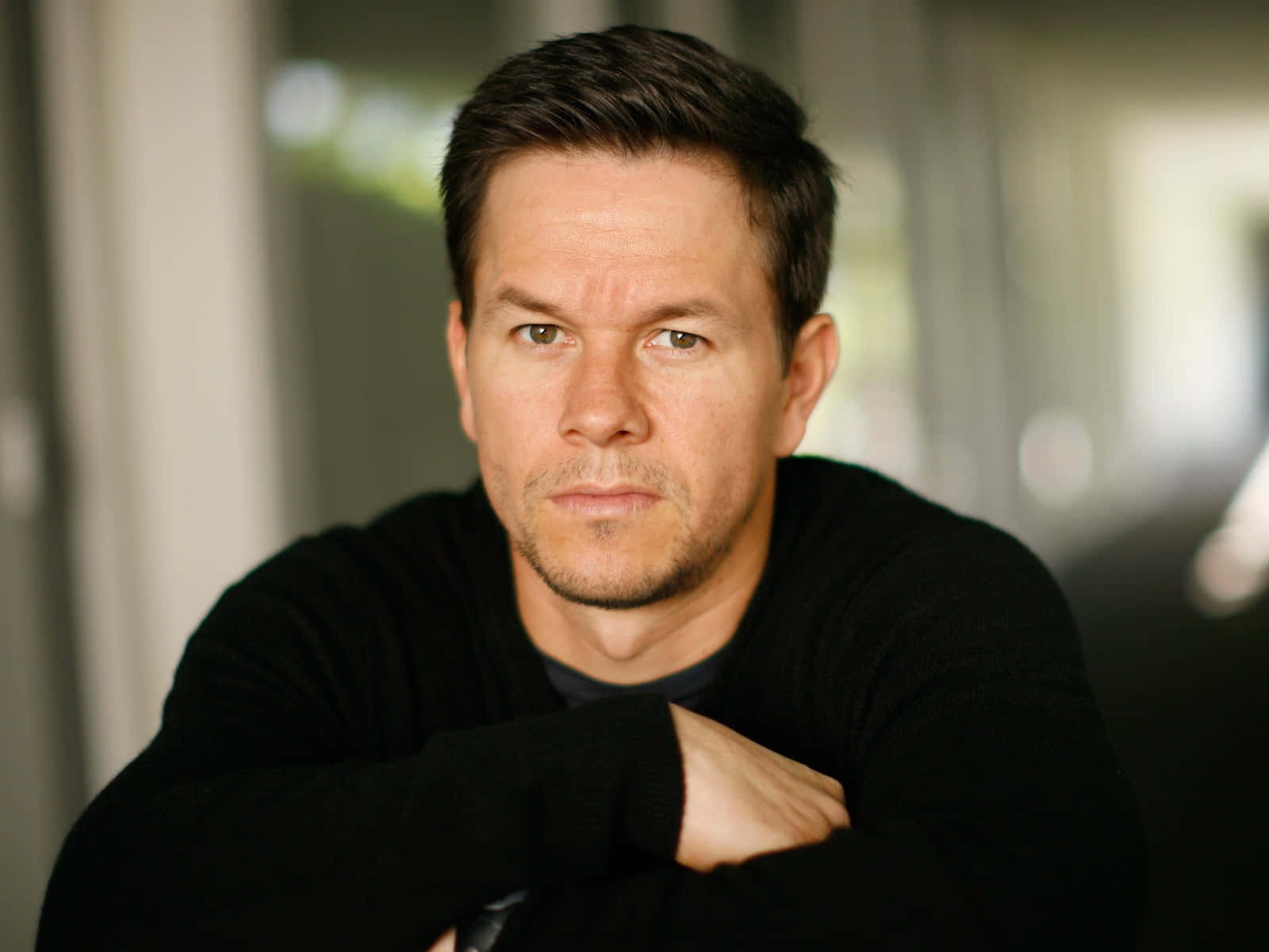 Mark Wahlberg, black sweater, short dark hair, HD Desktop Wallpaper