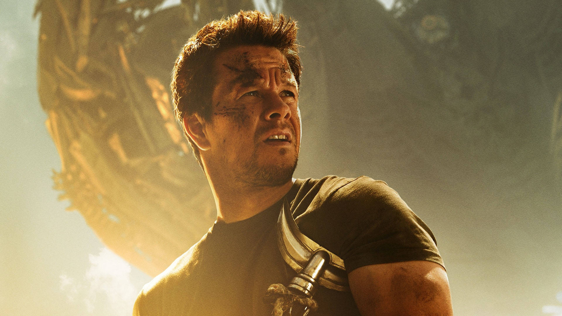 Mark Wahlberg, golden light, massive mechanical structure, Full HD Desktop Wallpaper