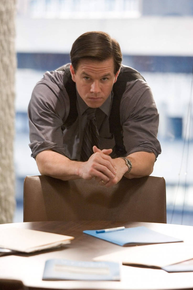Mark Wahlberg, gray shirt, suspenders, SD Phone Wallpaper