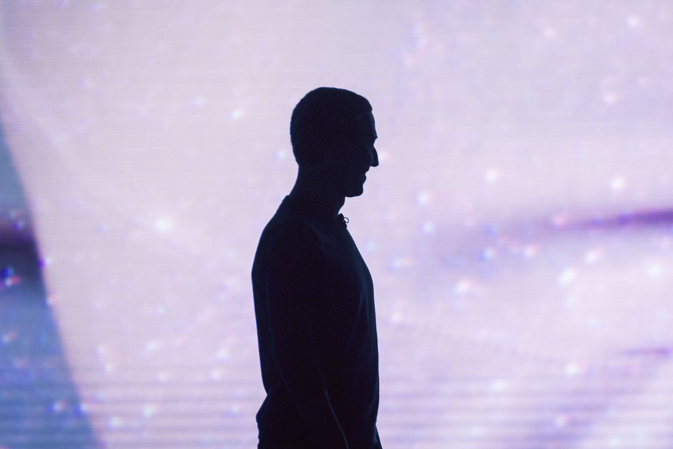 Mark Zuckerberg, silhouette, glowing purple, 2K Desktop Wallpaper