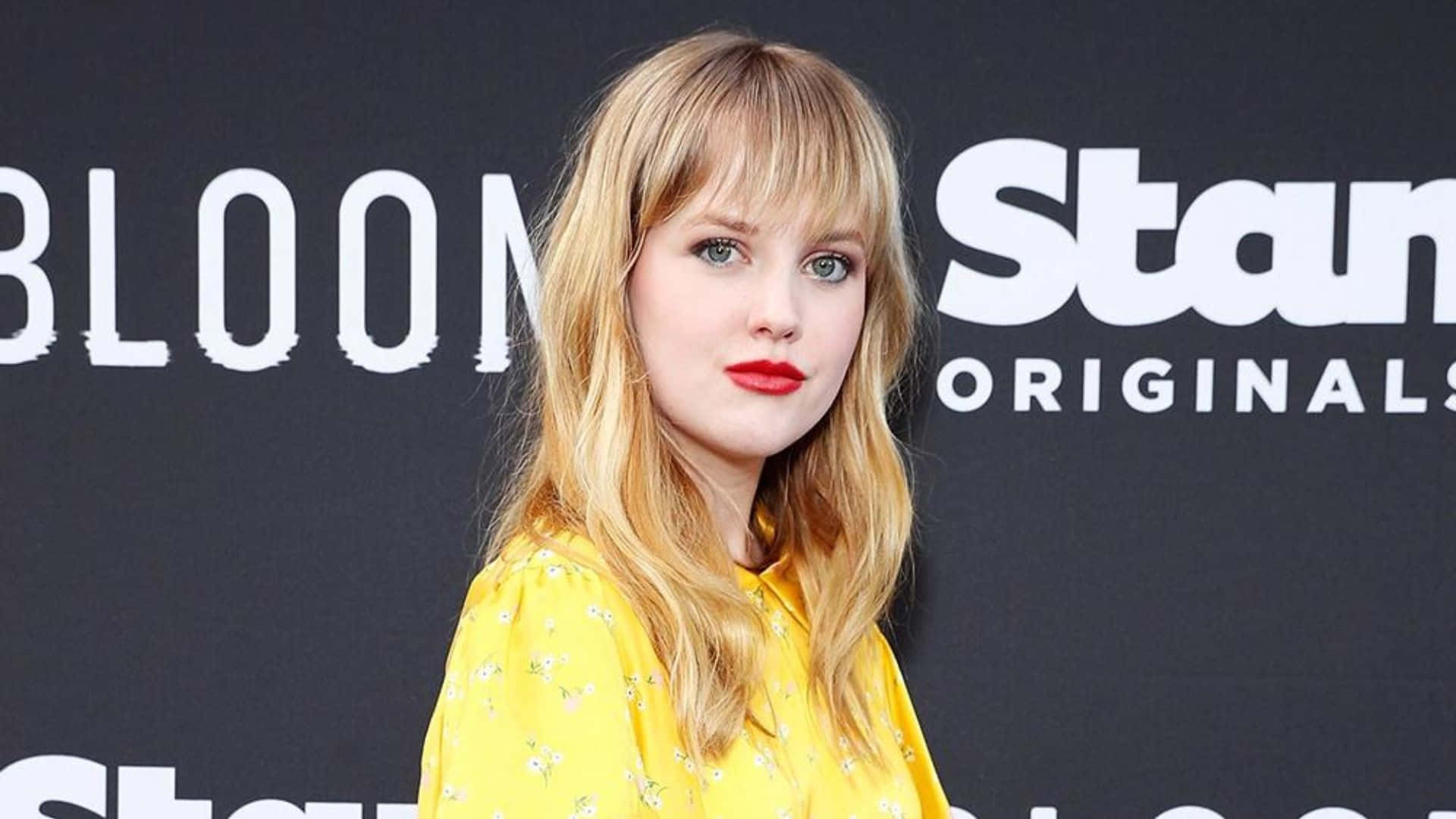 Markella Kavenagh, blonde hair, red lipstick, Full HD Desktop Wallpaper