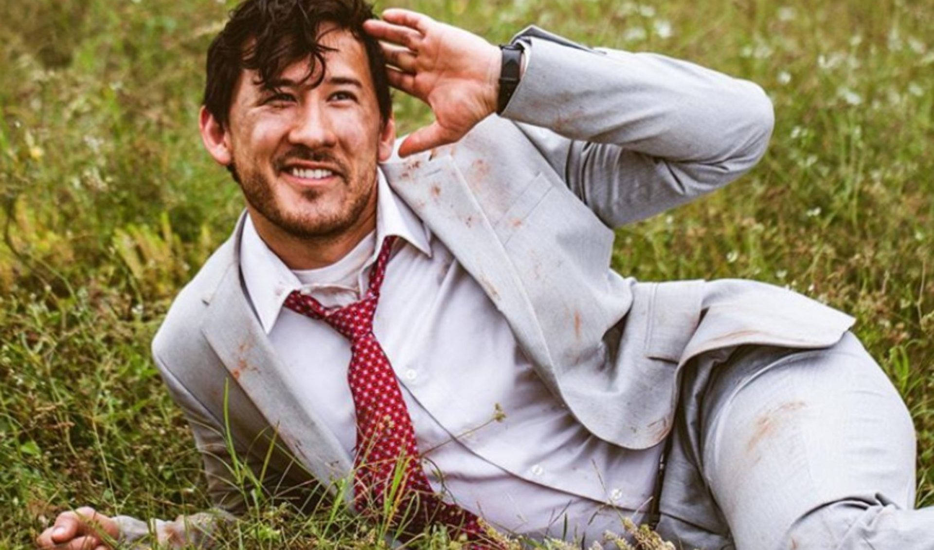 Markiplier, gray suit, red polka dot tie, Full HD Desktop Wallpaper