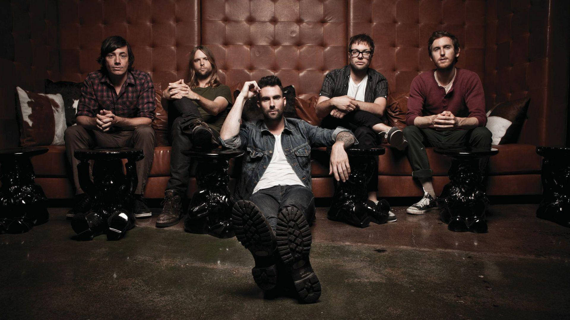 Maroon 5, brown leather sofa, tufted leather couch, Full HD Desktop Wallpaper