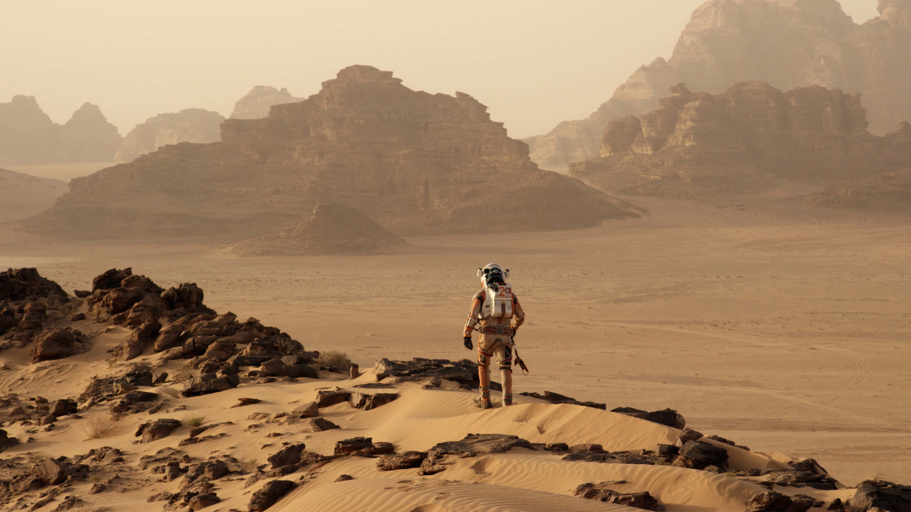 astronaut, spacesuit, martian terrain, 4K Desktop Wallpaper