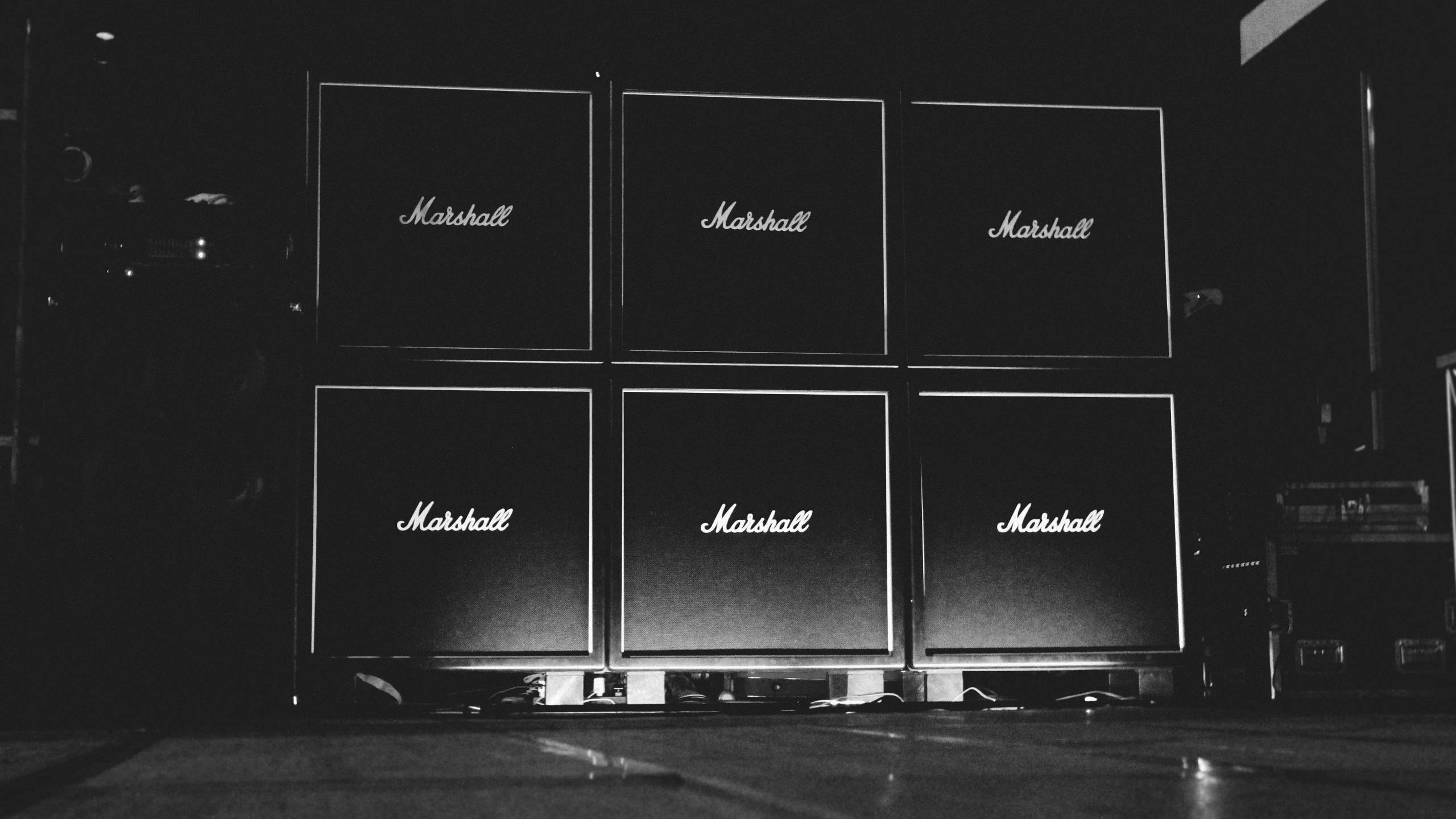 Marshall, guitar amplifiers, white script, 2K Desktop Wallpaper