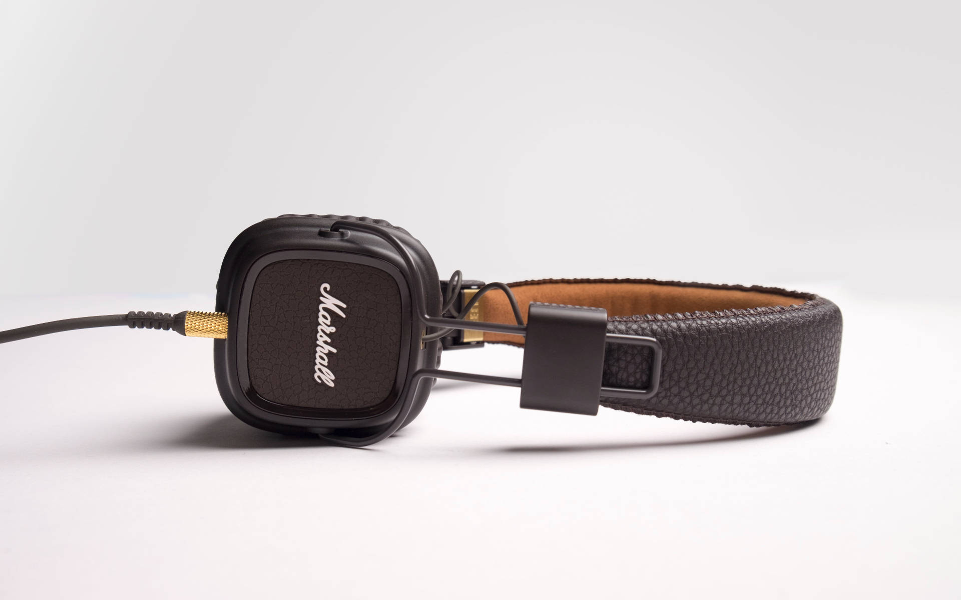 Marshall, black, textured leather headband, Full HD Desktop Wallpaper