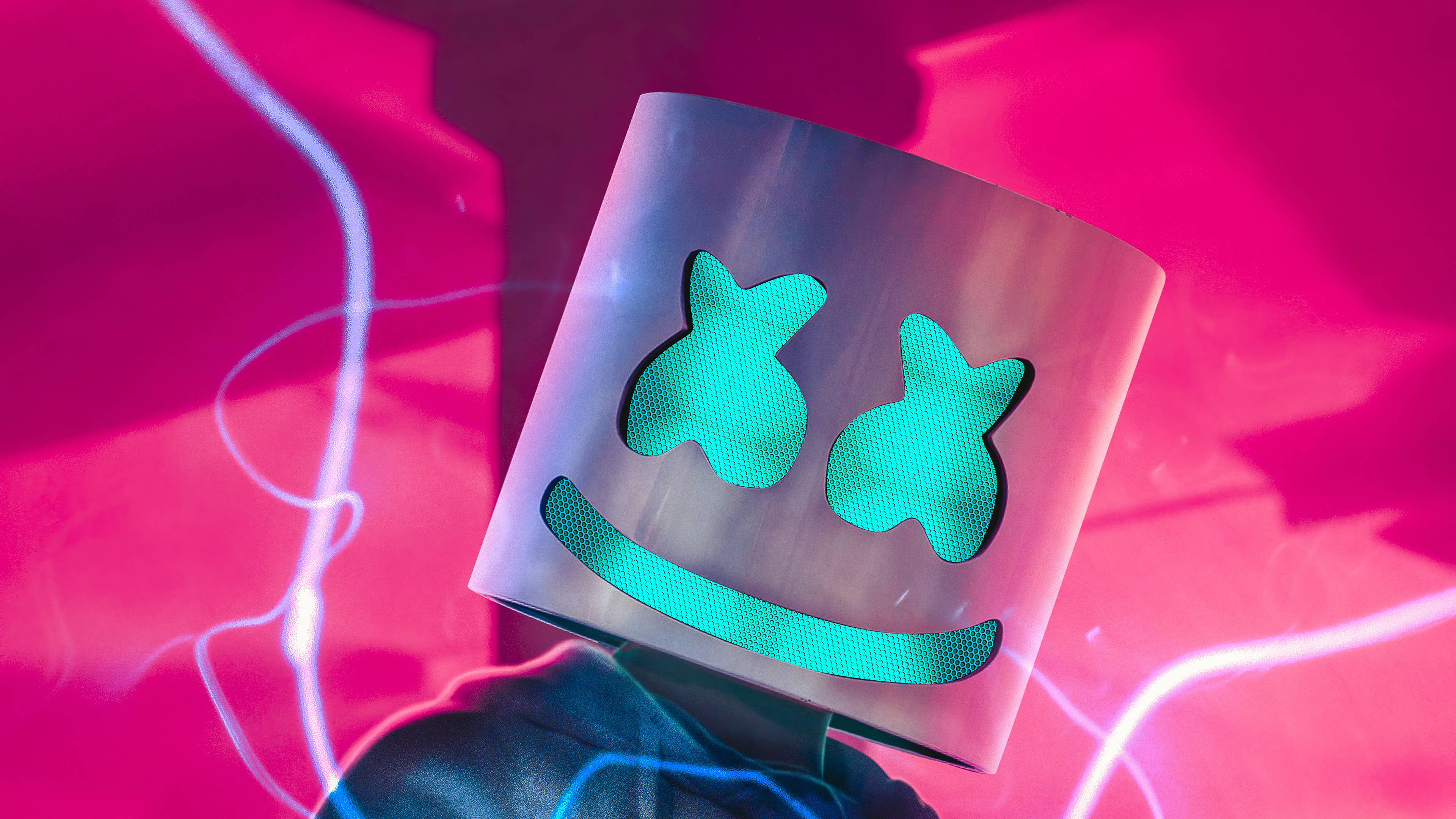 Marshmello, translucent helmet, teal eyes, 4K Desktop Wallpaper