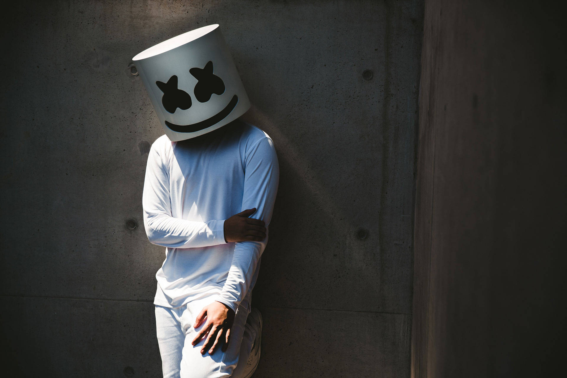 white marshmello, concrete wall, bright sunlight, Full HD Desktop Wallpaper