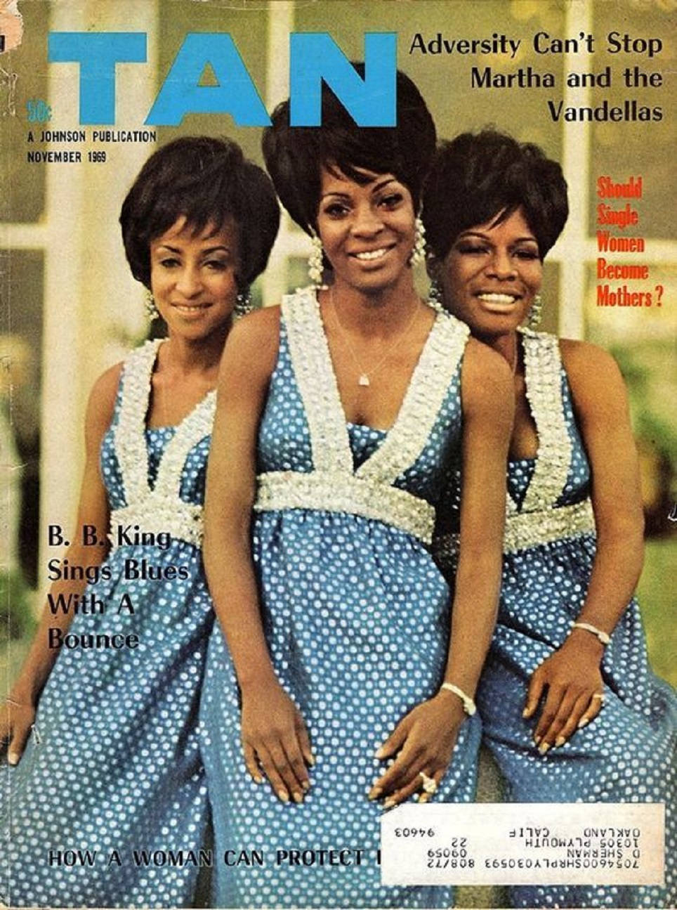 Martha And The Vandellas, 1965, blue polka-dot dresses, HD Phone Wallpaper