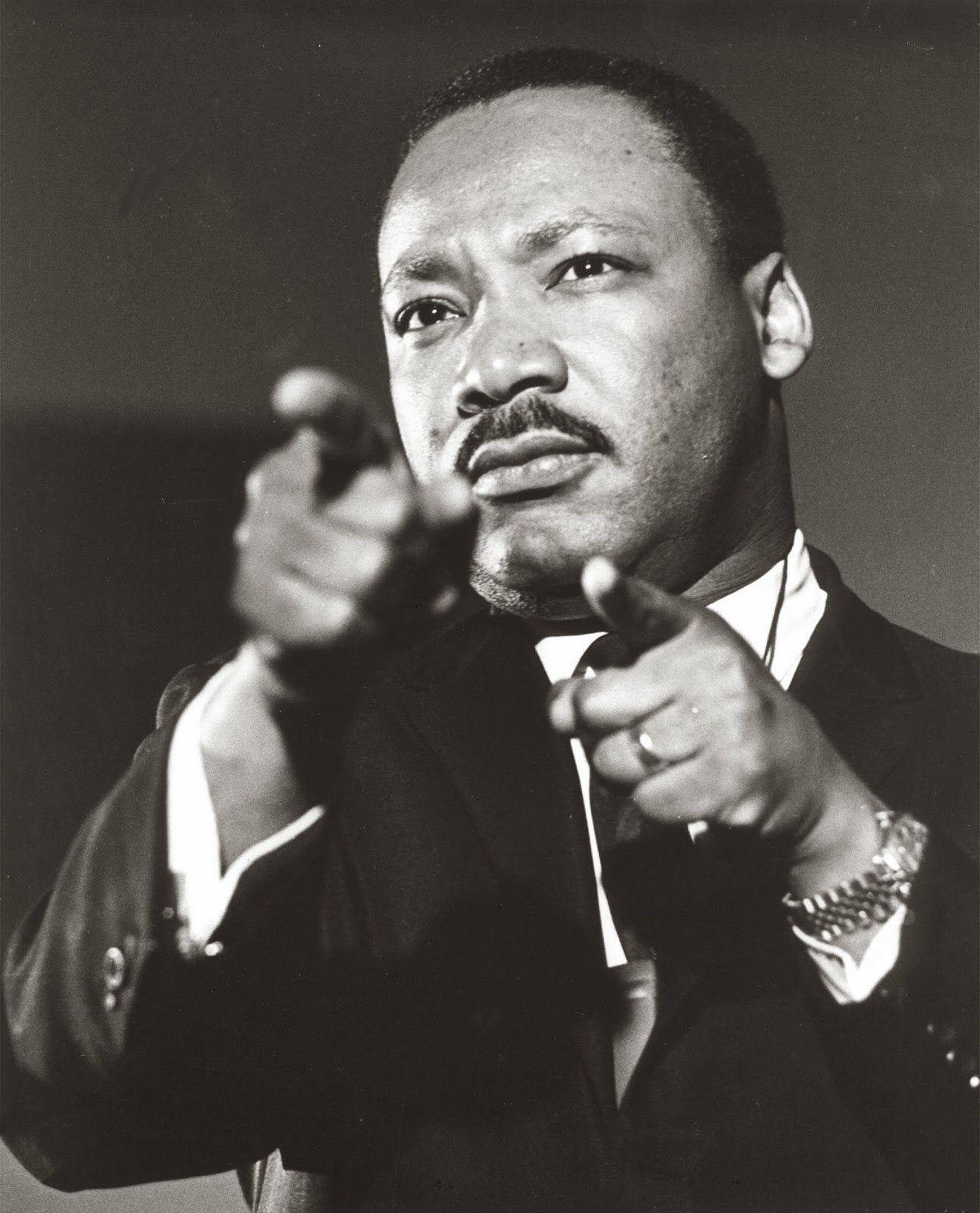Martin Luther King Jr, pointing fingers, black and white portrait, HD Phone Wallpaper