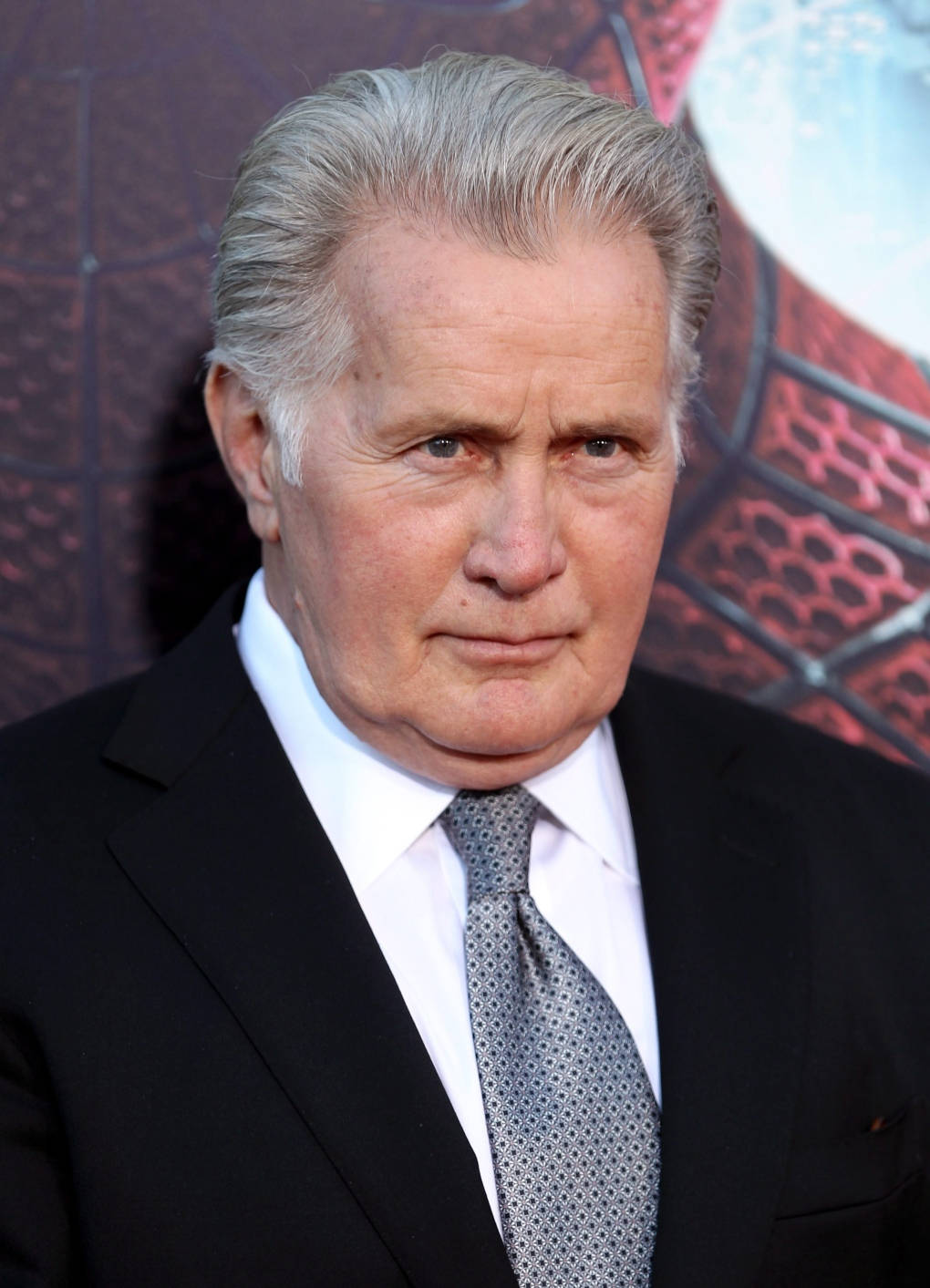 Martin Sheen, black suit, patterned tie, HD Phone Wallpaper